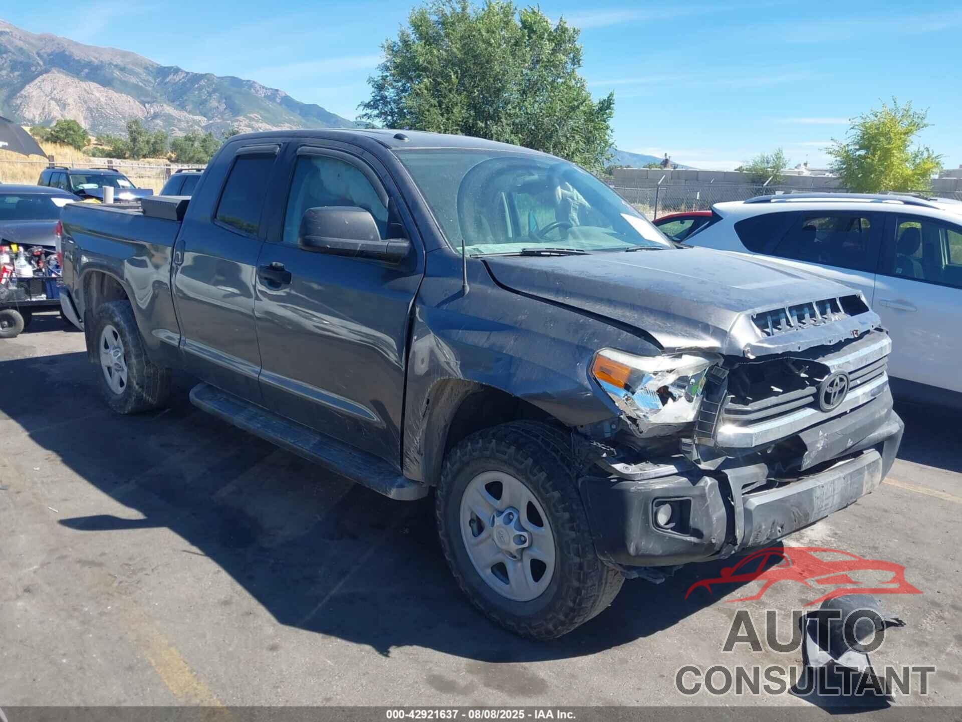 TOYOTA TUNDRA 2017 - 5TFUW5F1XHX607166
