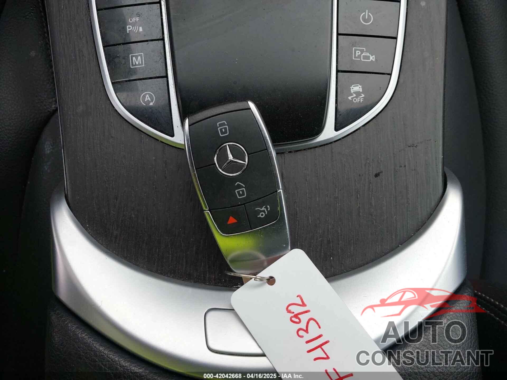 MERCEDES-BENZ GLC 300 2023 - W1N0J8EB8PG152804