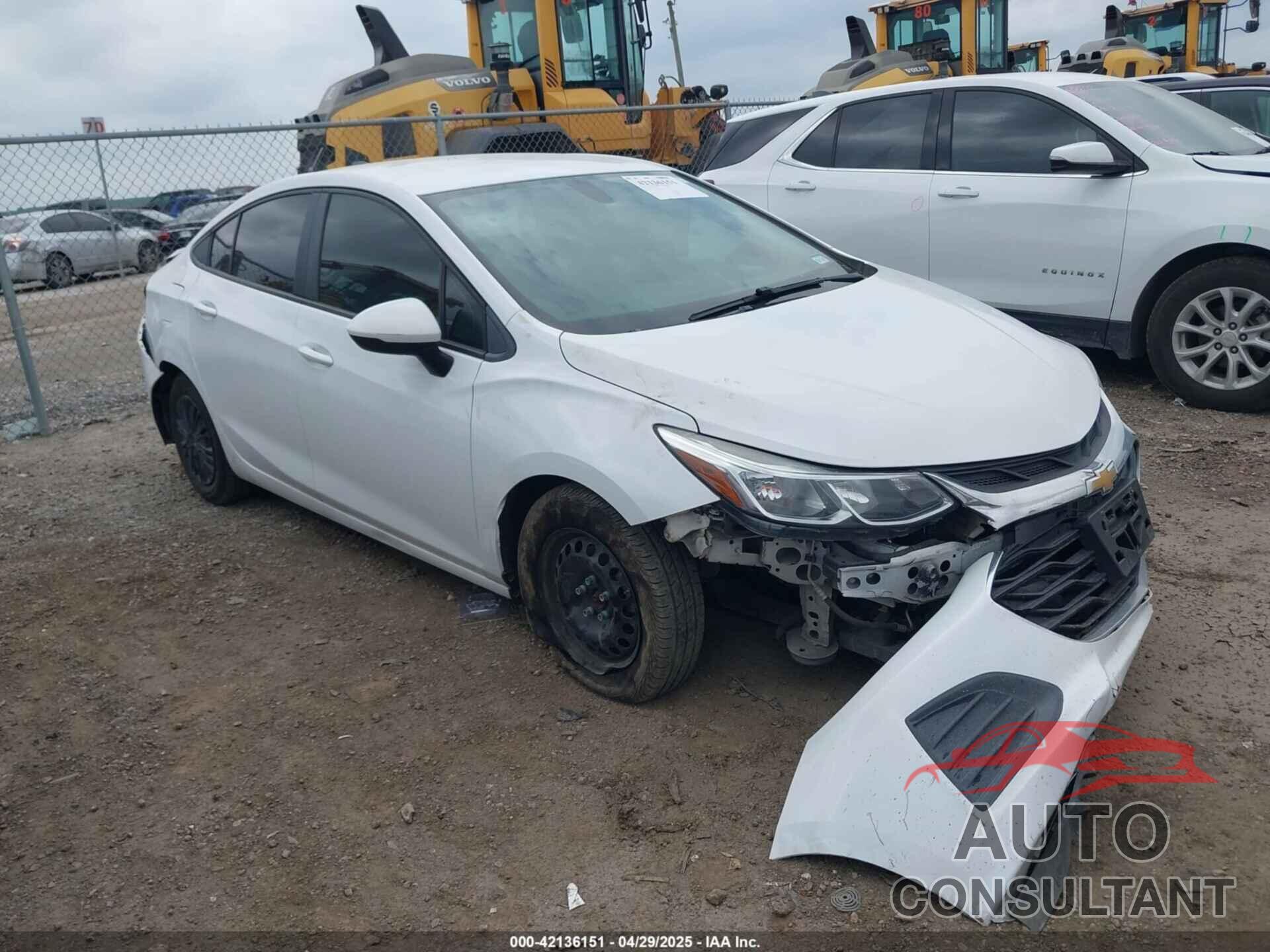 CHEVROLET CRUZE 2019 - 1G1BJ5SM4K7104013