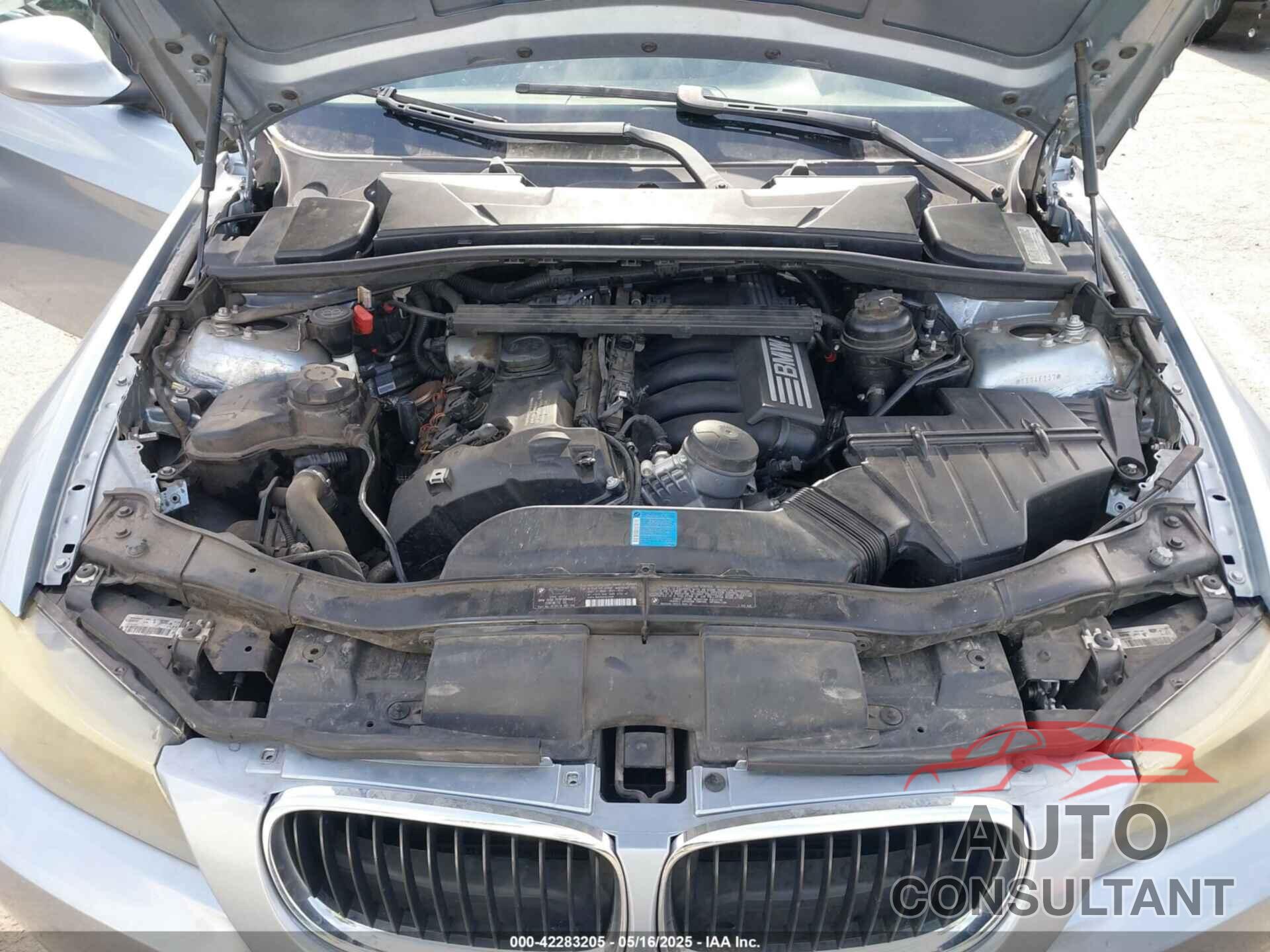BMW 328I 2009 - WBAPH57599NL77641