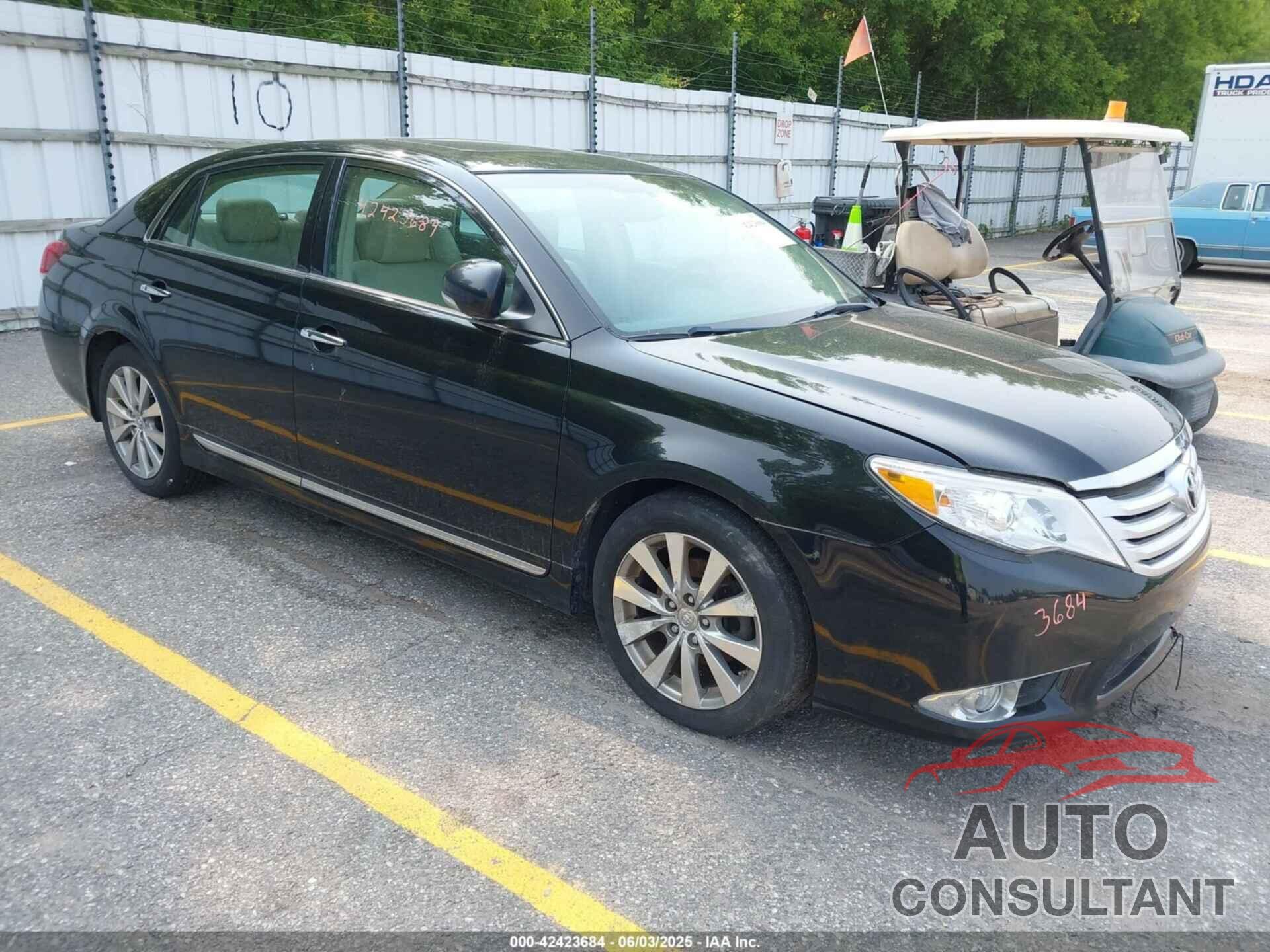 TOYOTA AVALON 2011 - 4T1BK3DB3BU372598