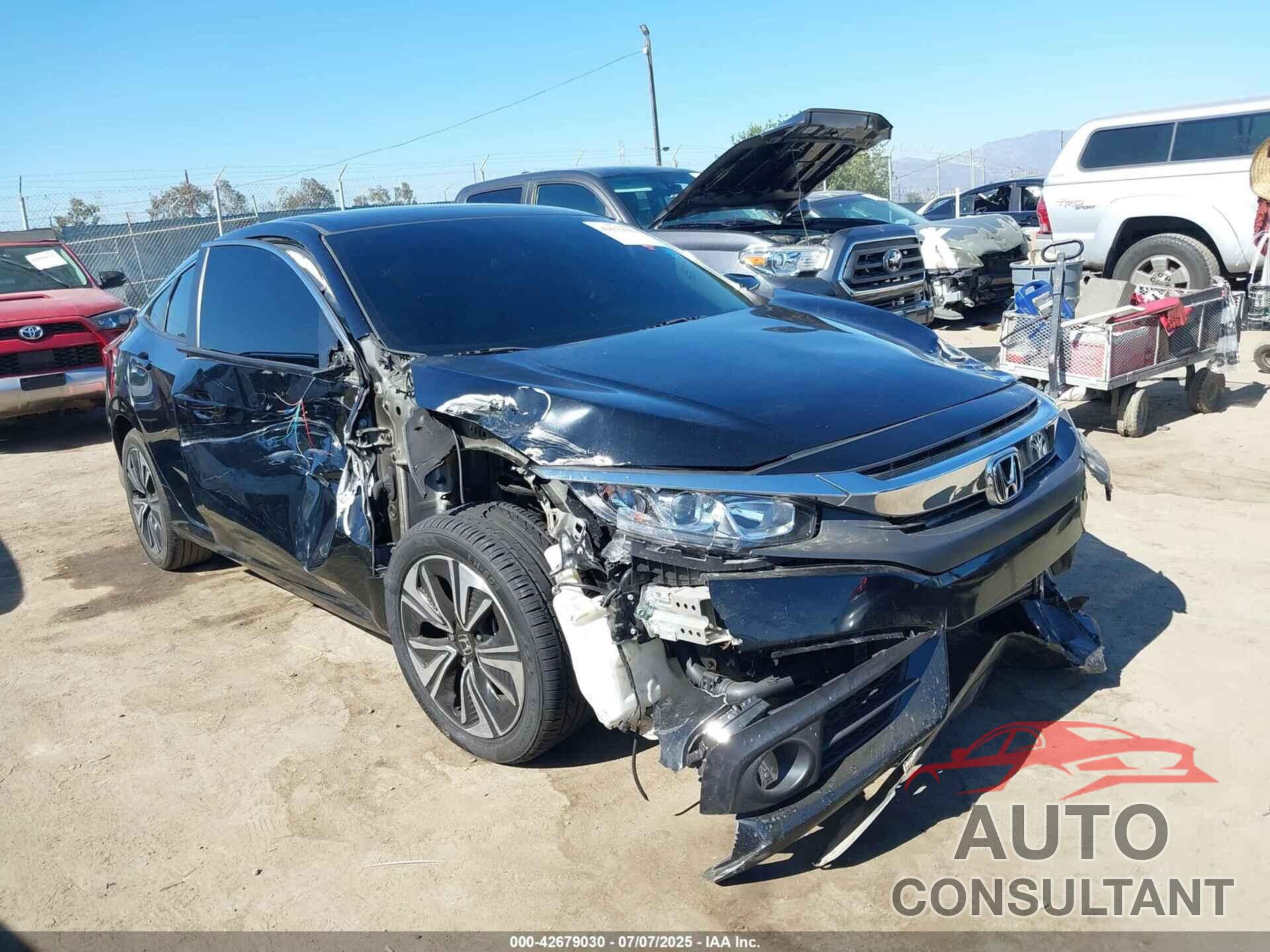 HONDA CIVIC 2018 - JHMFC1F33JX039214