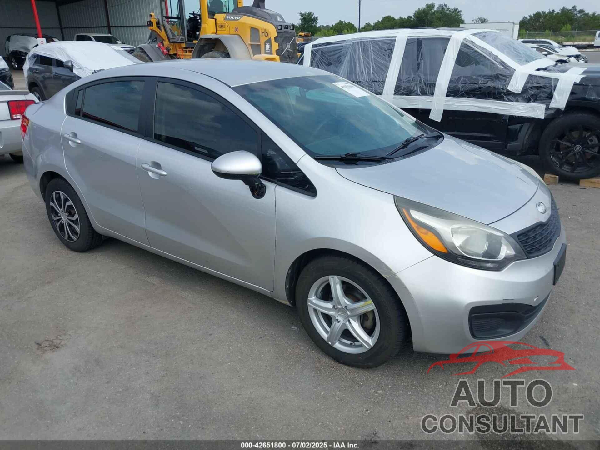 KIA RIO 2014 - KNADM4A33E6396190