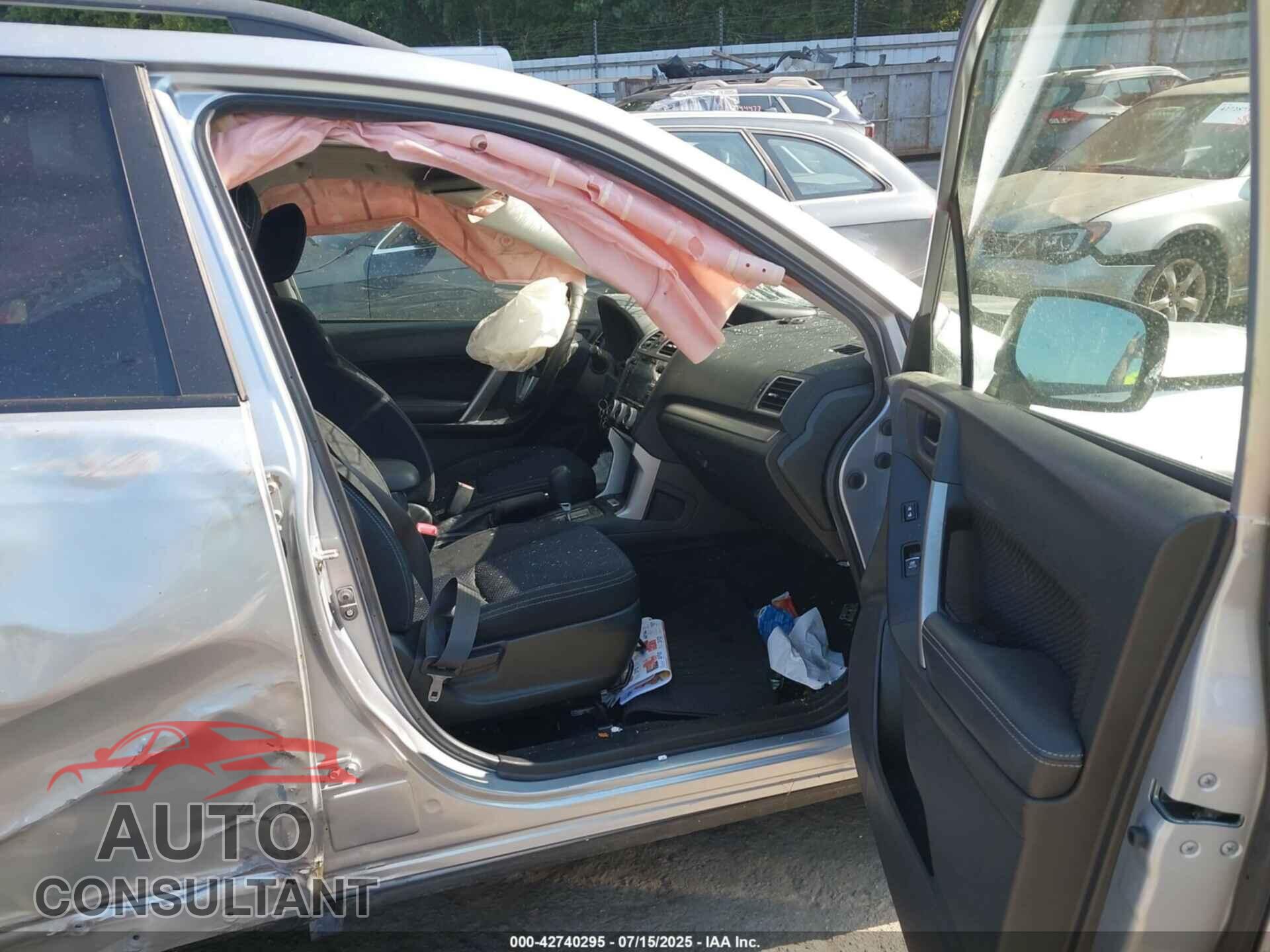 SUBARU FORESTER 2017 - JF2SJAEC3HH800594