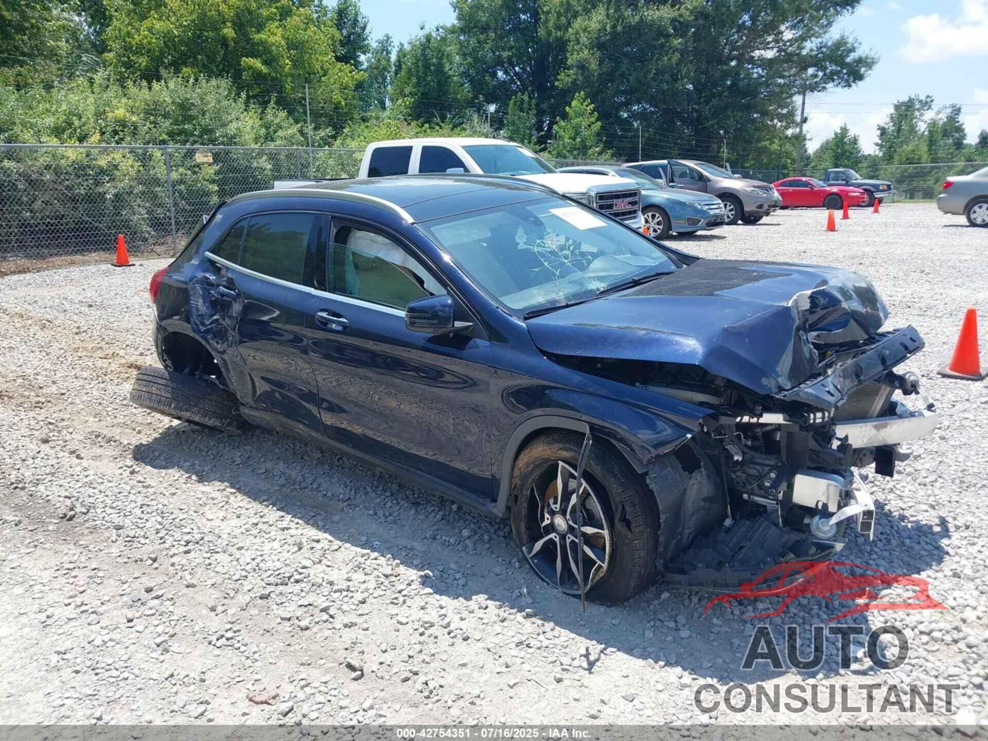 MERCEDES-BENZ GLA 250 2017 - WDCTG4GB5HJ319949