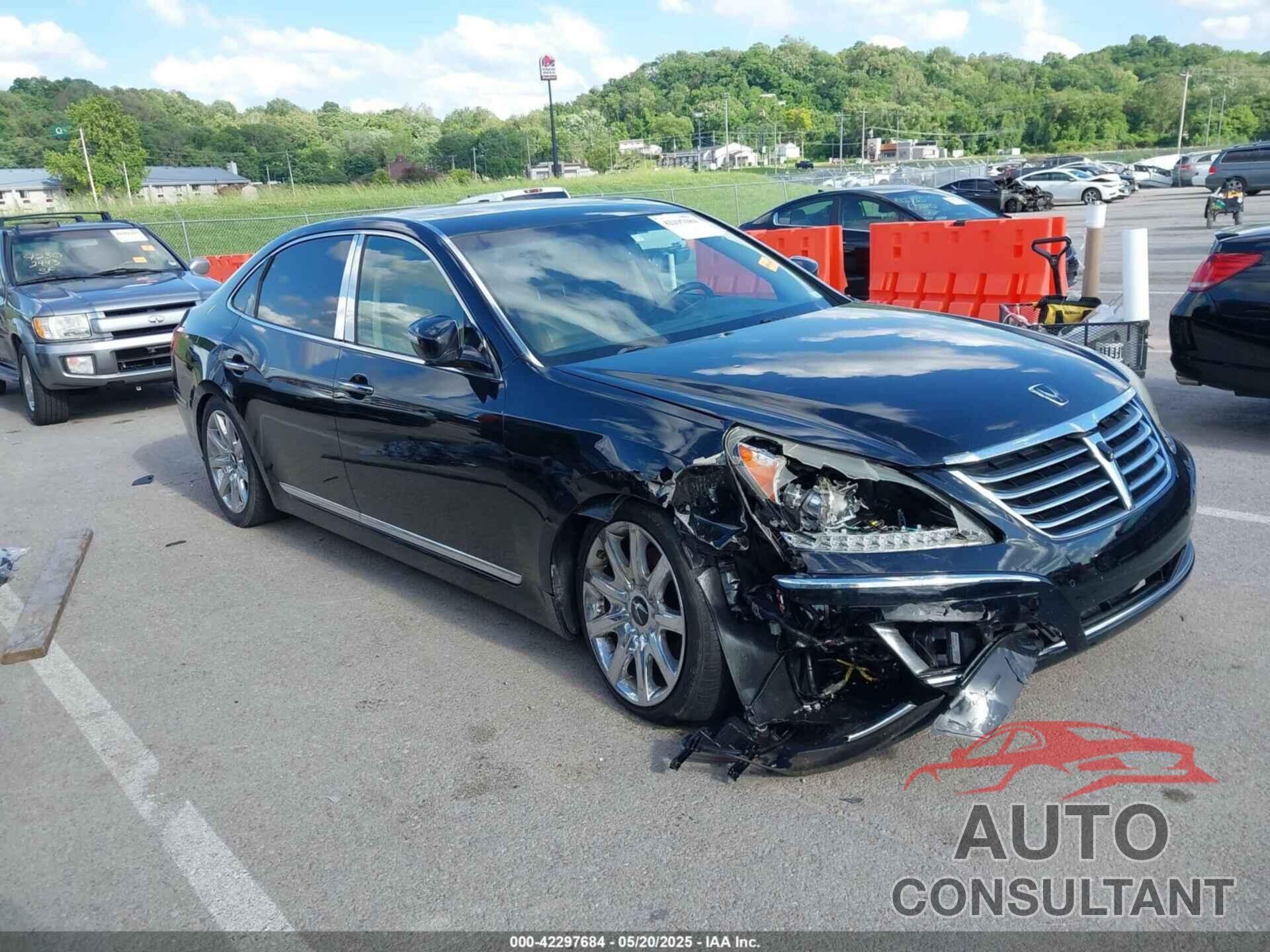 HYUNDAI EQUUS 2011 - KMHGH4JF4BU028926