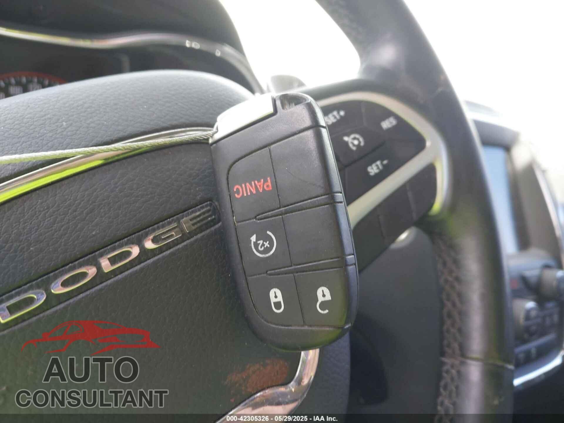 DODGE DURANGO 2015 - 1C4RDJDGXFC810204