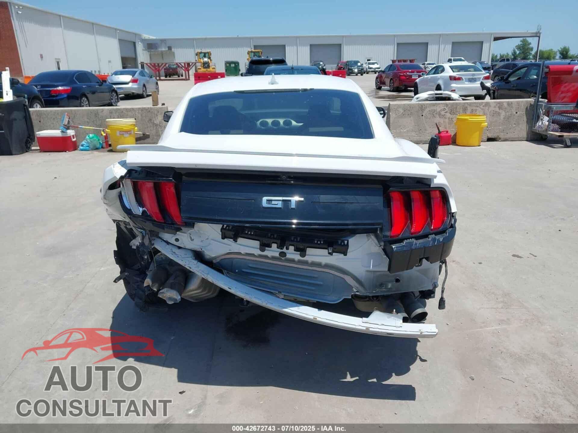 FORD MUSTANG 2020 - 1FA6P8CFXL5181237