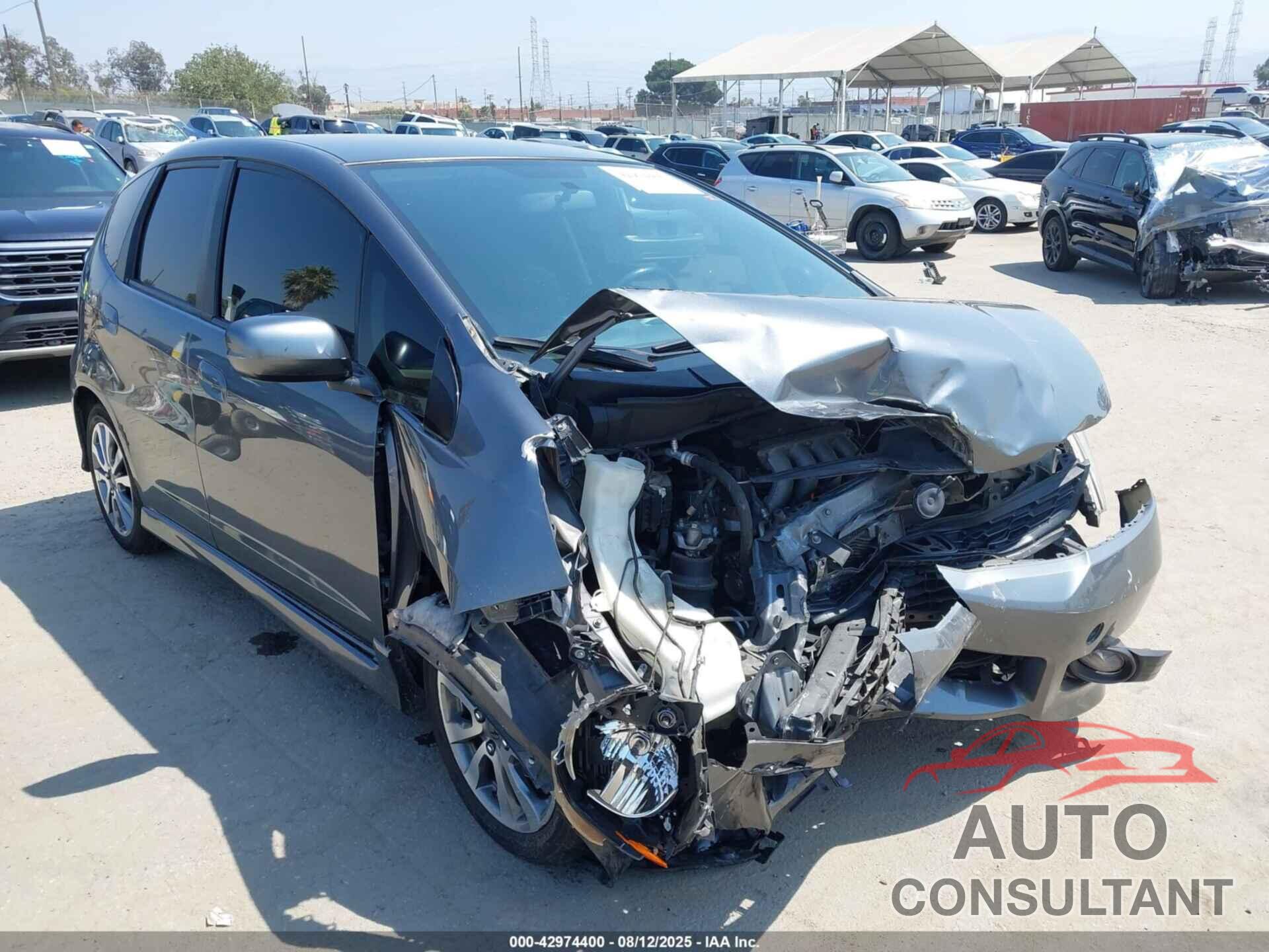 HONDA FIT 2013 - JHMGE8H52DC007470