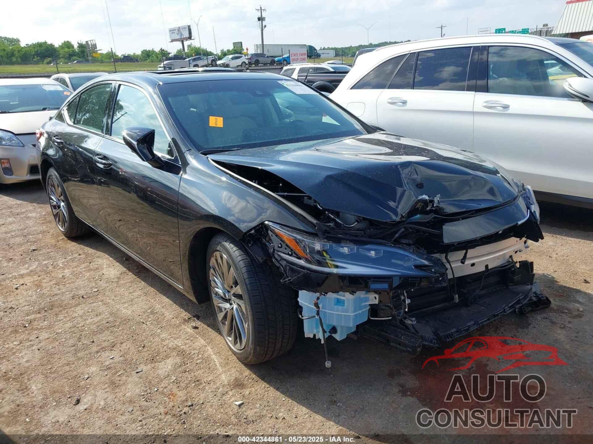 LEXUS ES 300H 2025 - 58AFA1C16SU067283