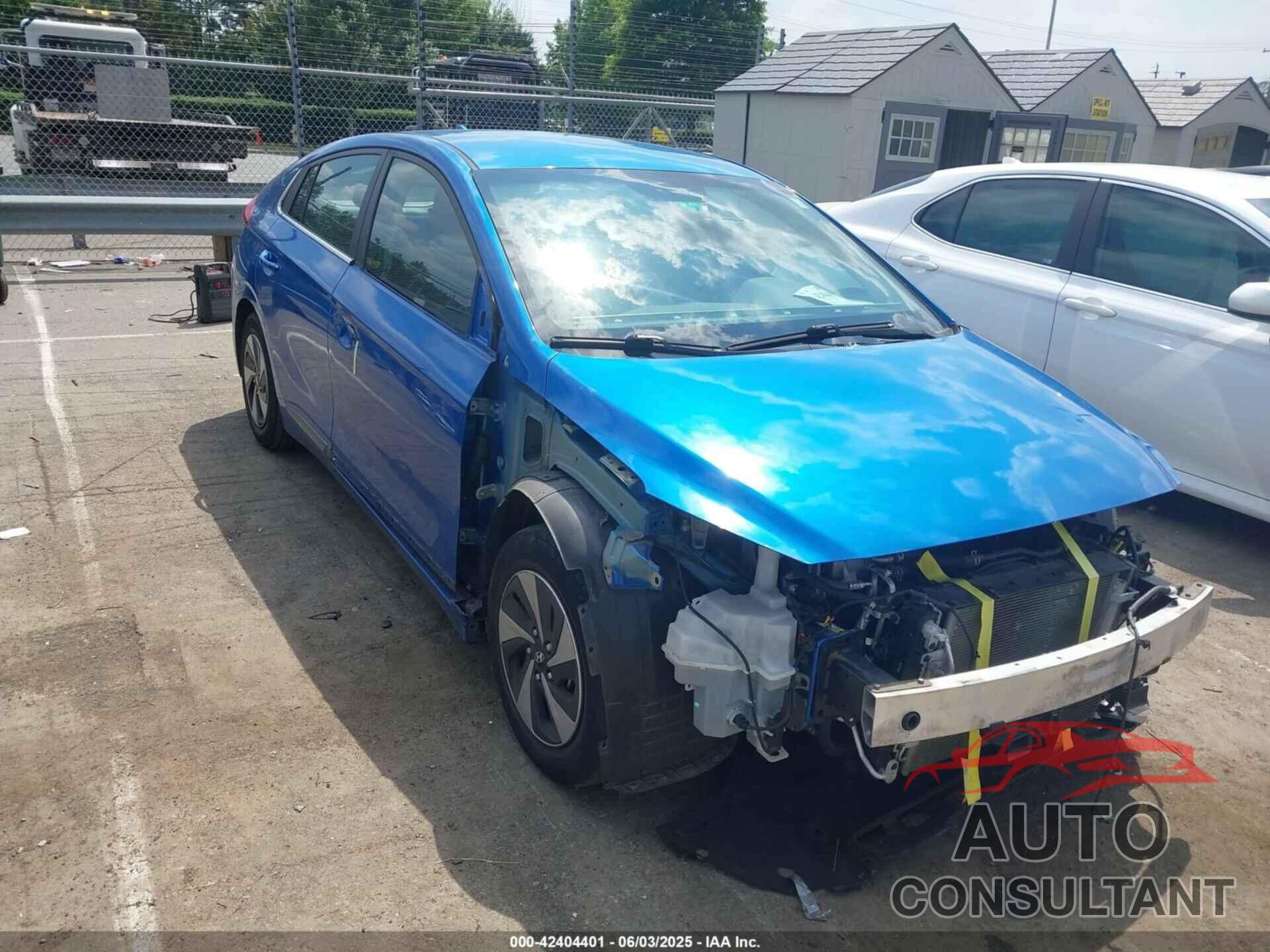 HYUNDAI IONIQ HYBRID 2017 - KMHC75LC0HU047671
