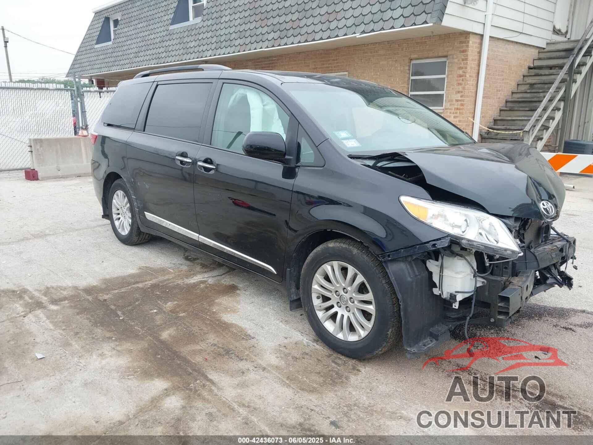 TOYOTA SIENNA 2015 - 5TDYK3DC6FS592819