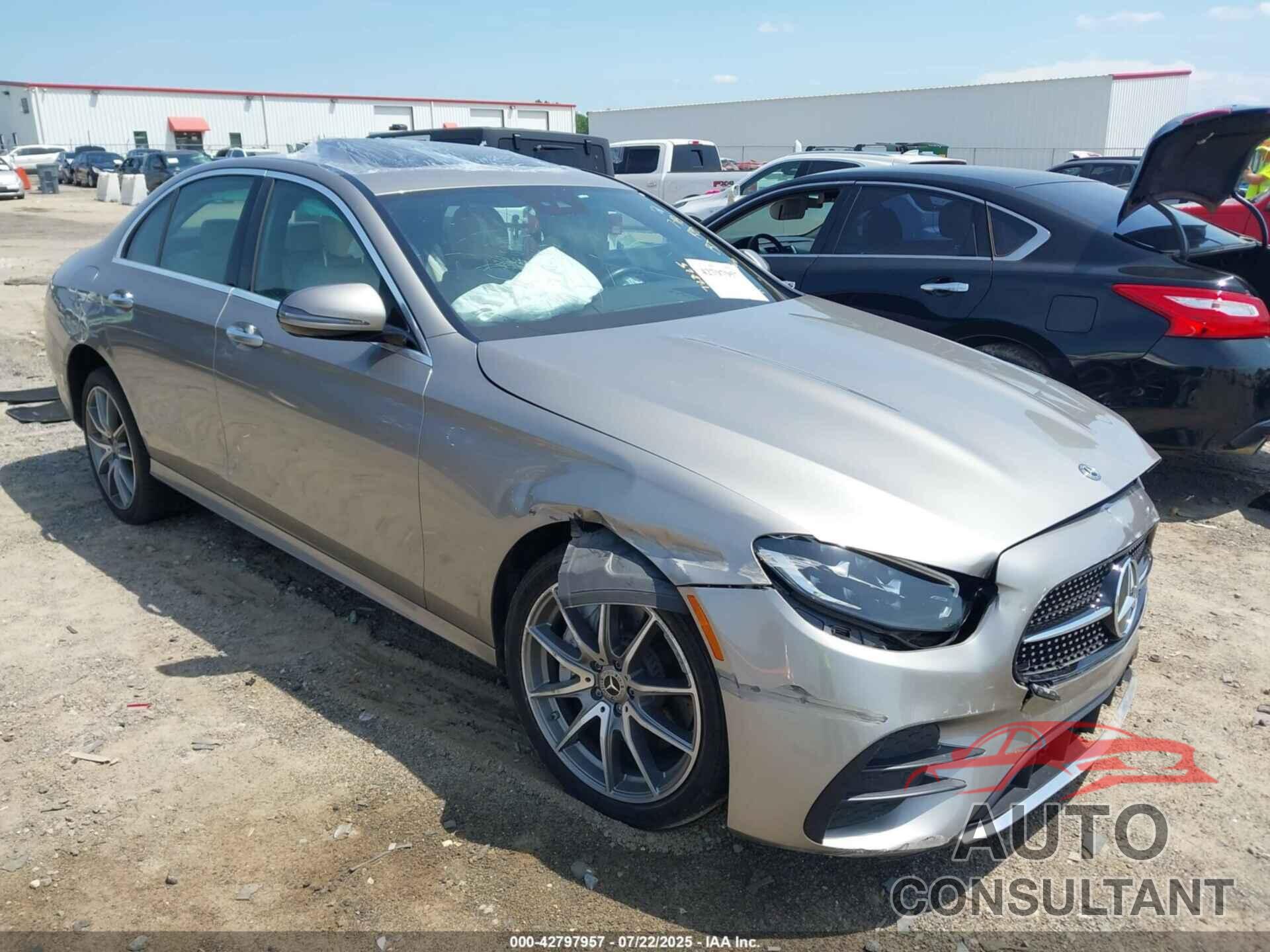 MERCEDES-BENZ E 450 2021 - W1KZF5KB9MA949666