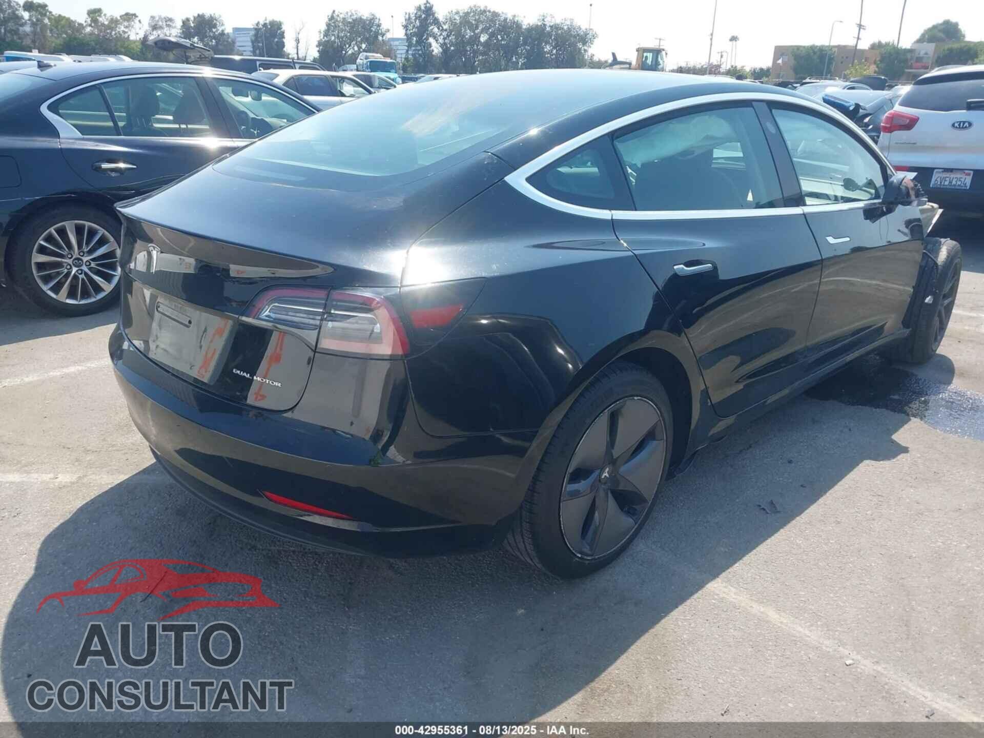 TESLA MODEL 3 2019 - 5YJ3E1EB7KF193444
