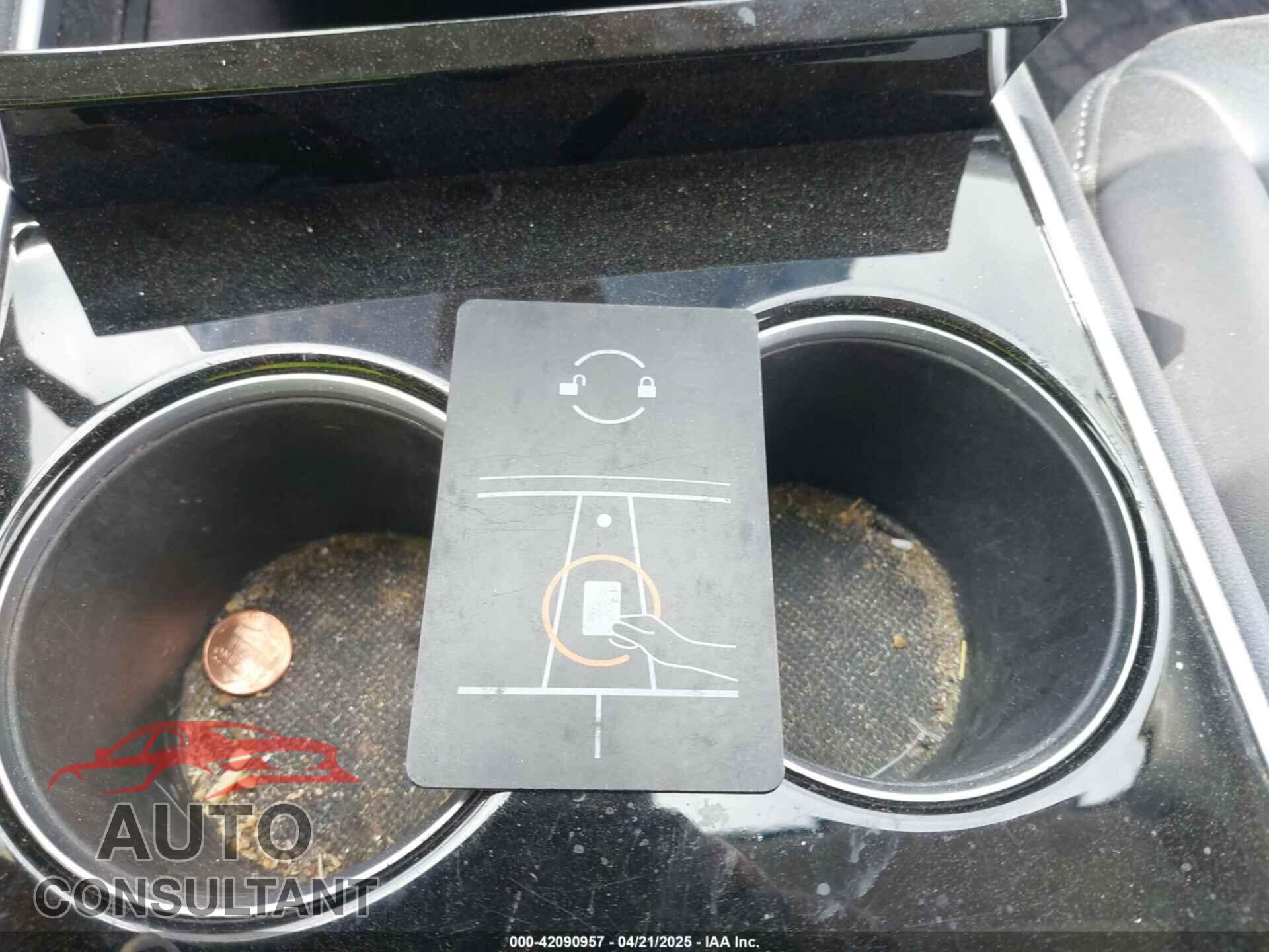 TESLA MODEL 3 2018 - 5YJ3E1EA3JF043529