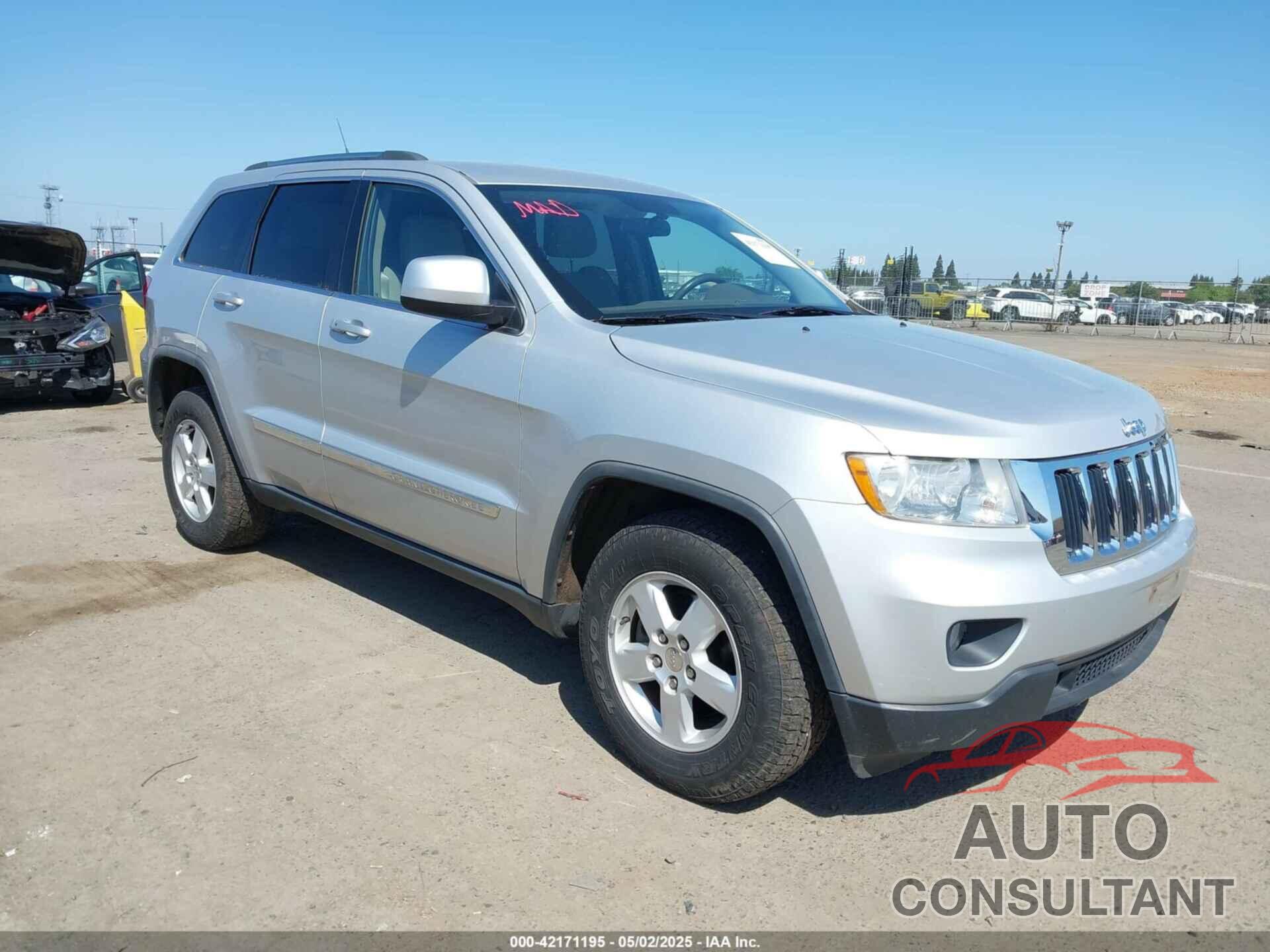 JEEP GRAND CHEROKEE 2011 - 1J4RR4GG8BC503679