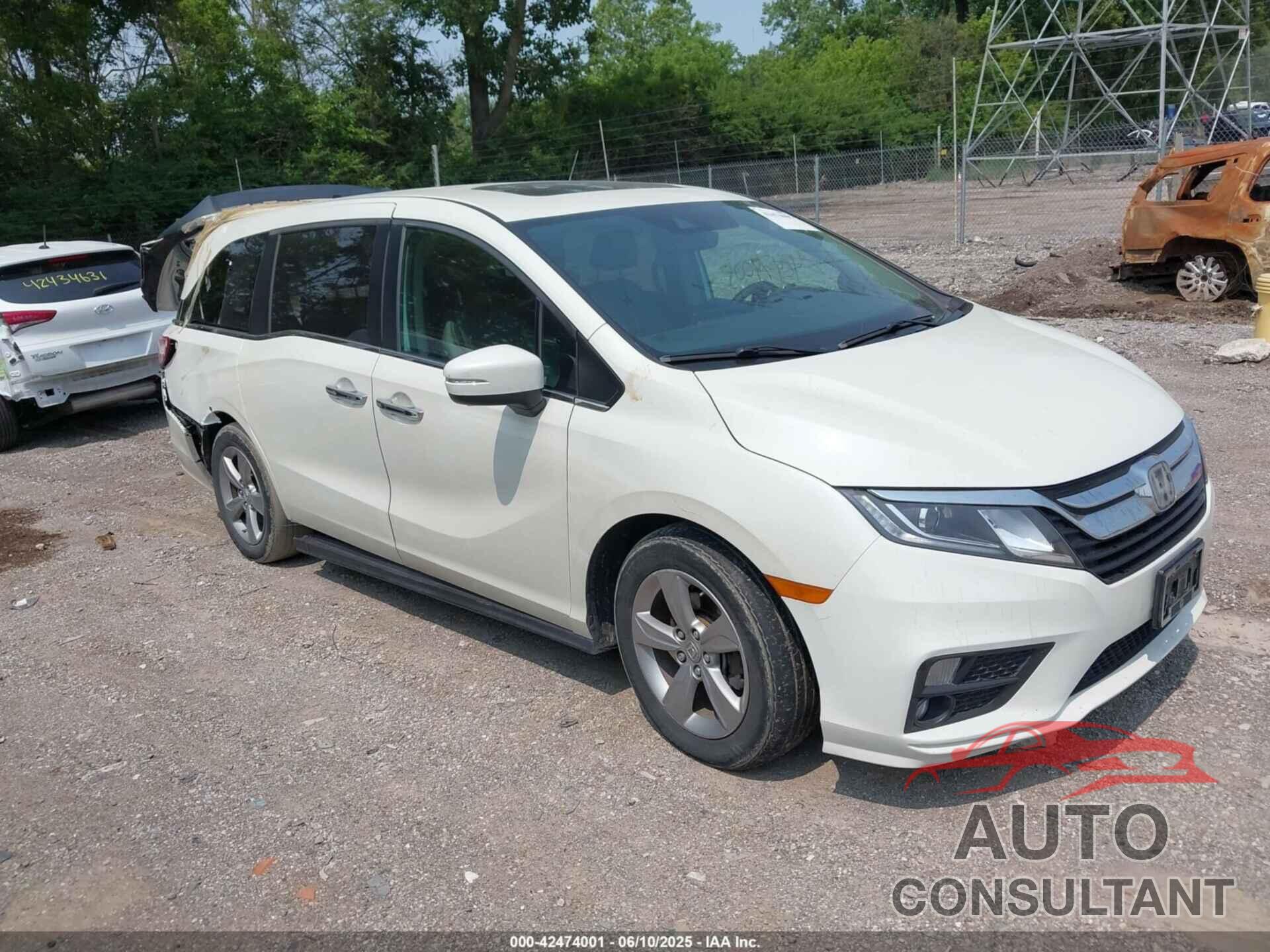 HONDA ODYSSEY 2018 - 5FNRL6H77JB032823