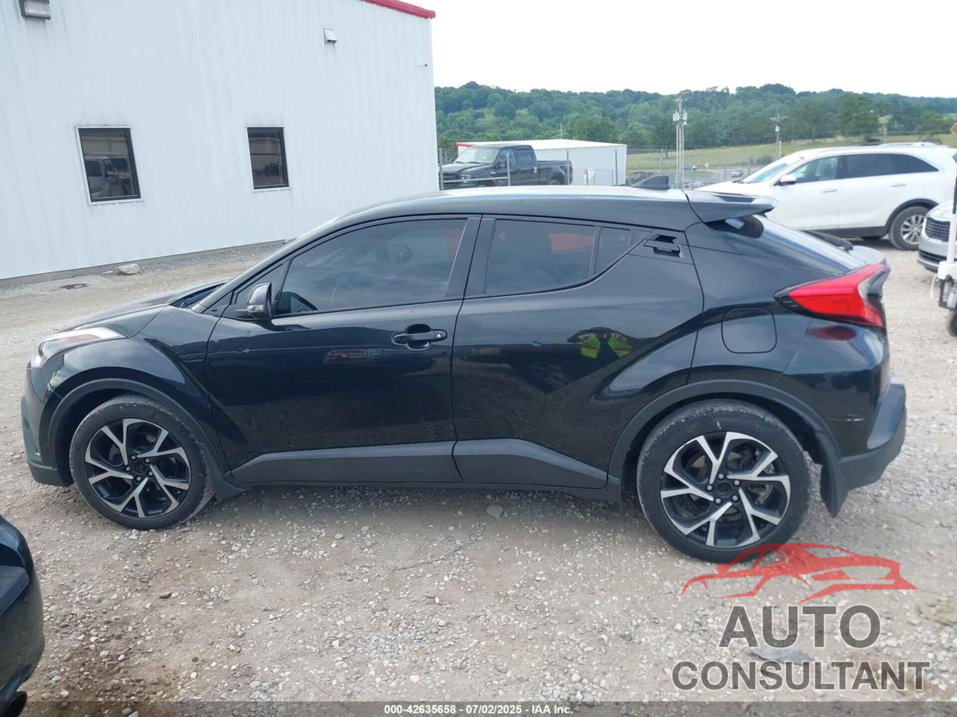 TOYOTA C-HR 2018 - NMTKHMBX8JR008430