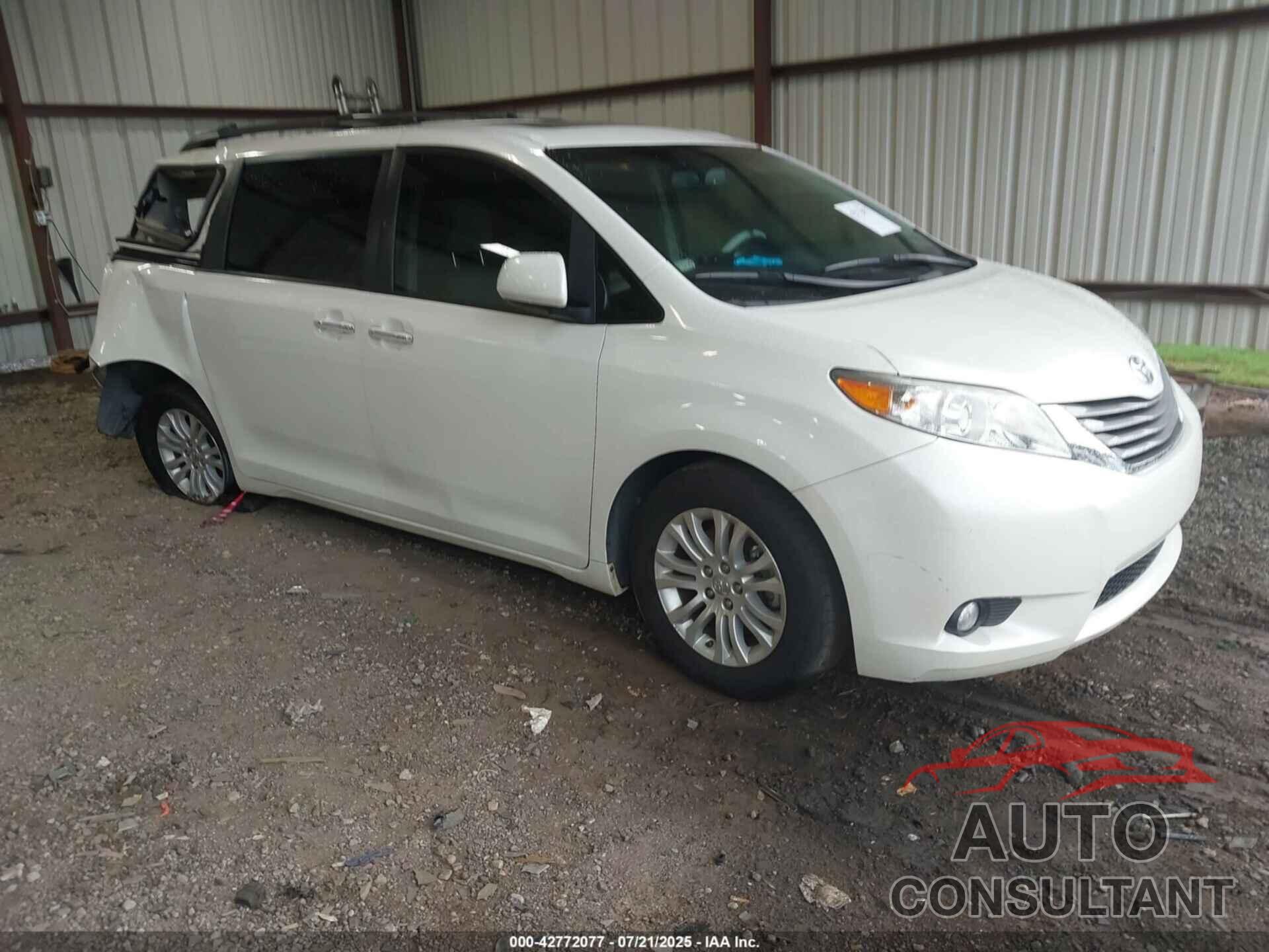 TOYOTA SIENNA 2017 - 5TDYZ3DC3HS852320