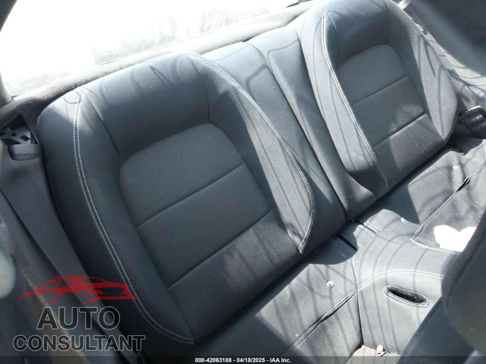 FORD MUSTANG 2015 - 1FA6P8AM3F5392995