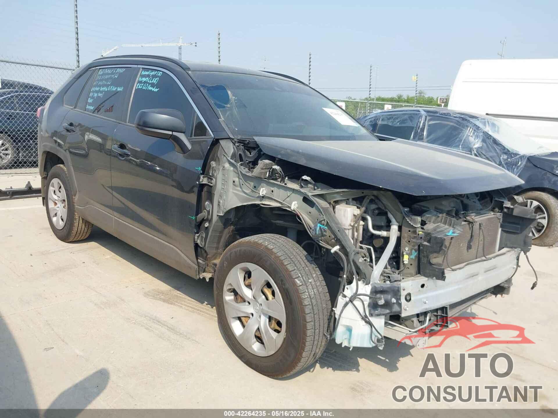 TOYOTA RAV4 2019 - JTMH1RFVXKD035356