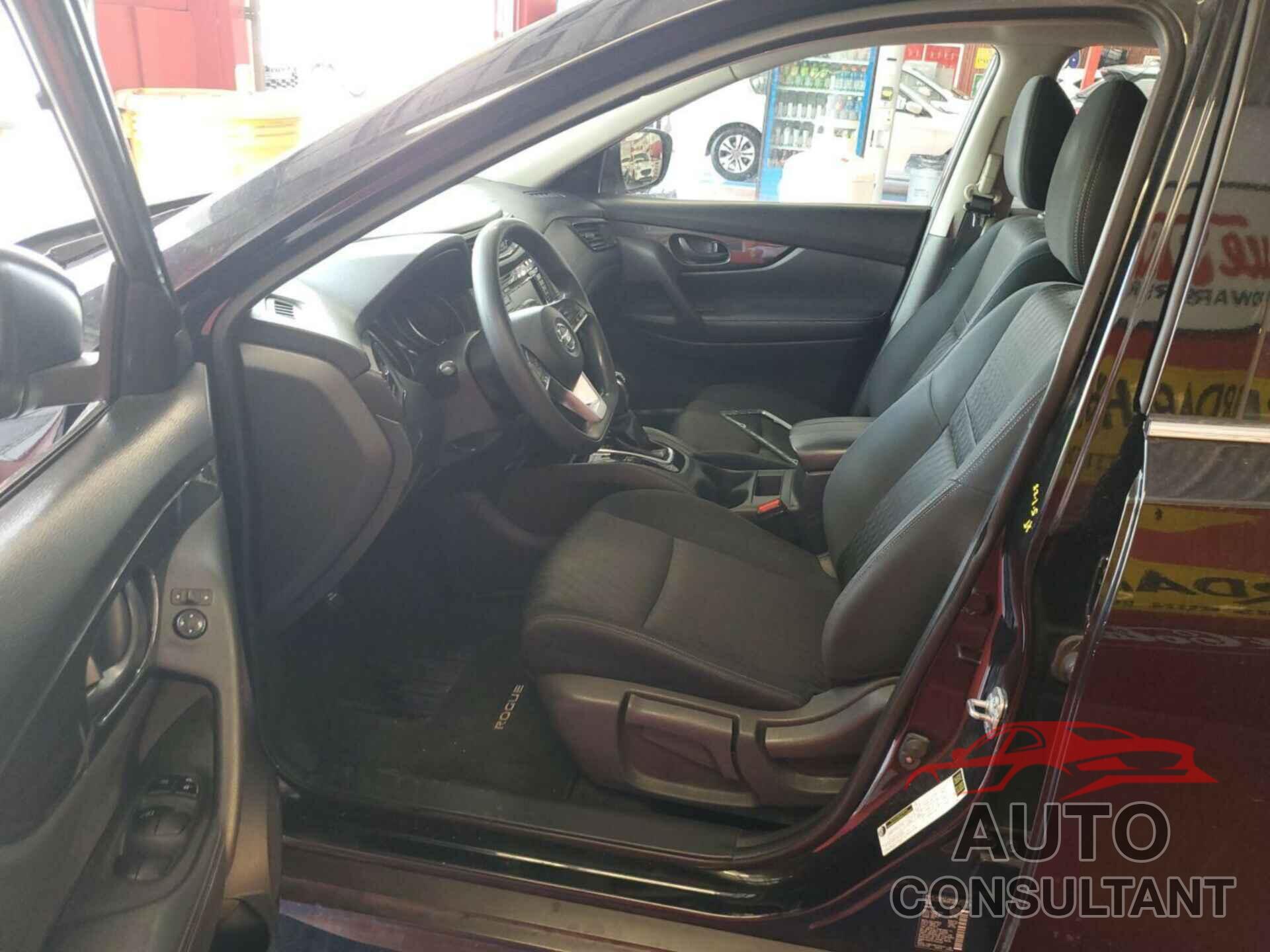 NISSAN ROGUE 2020 - KNMAT2MV7LP542138