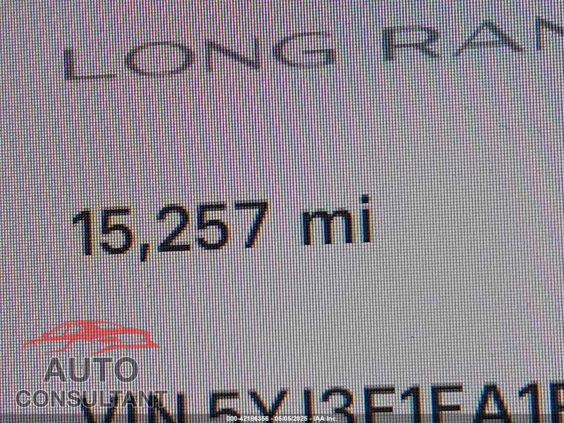 TESLA MODEL 3 2024 - 5YJ3E1EA1RF830569