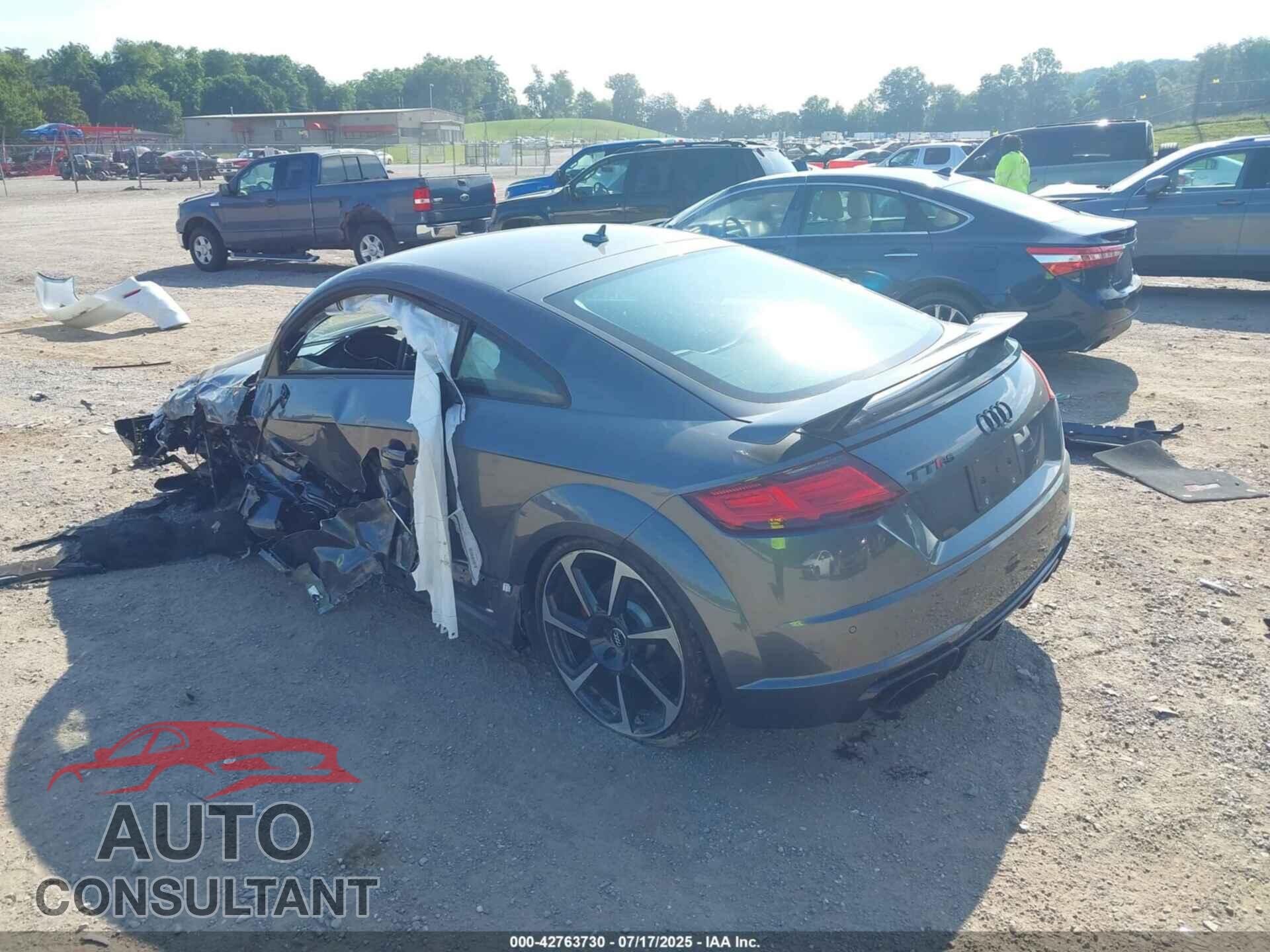 AUDI TT RS 2018 - WUACSAFV1J1902302