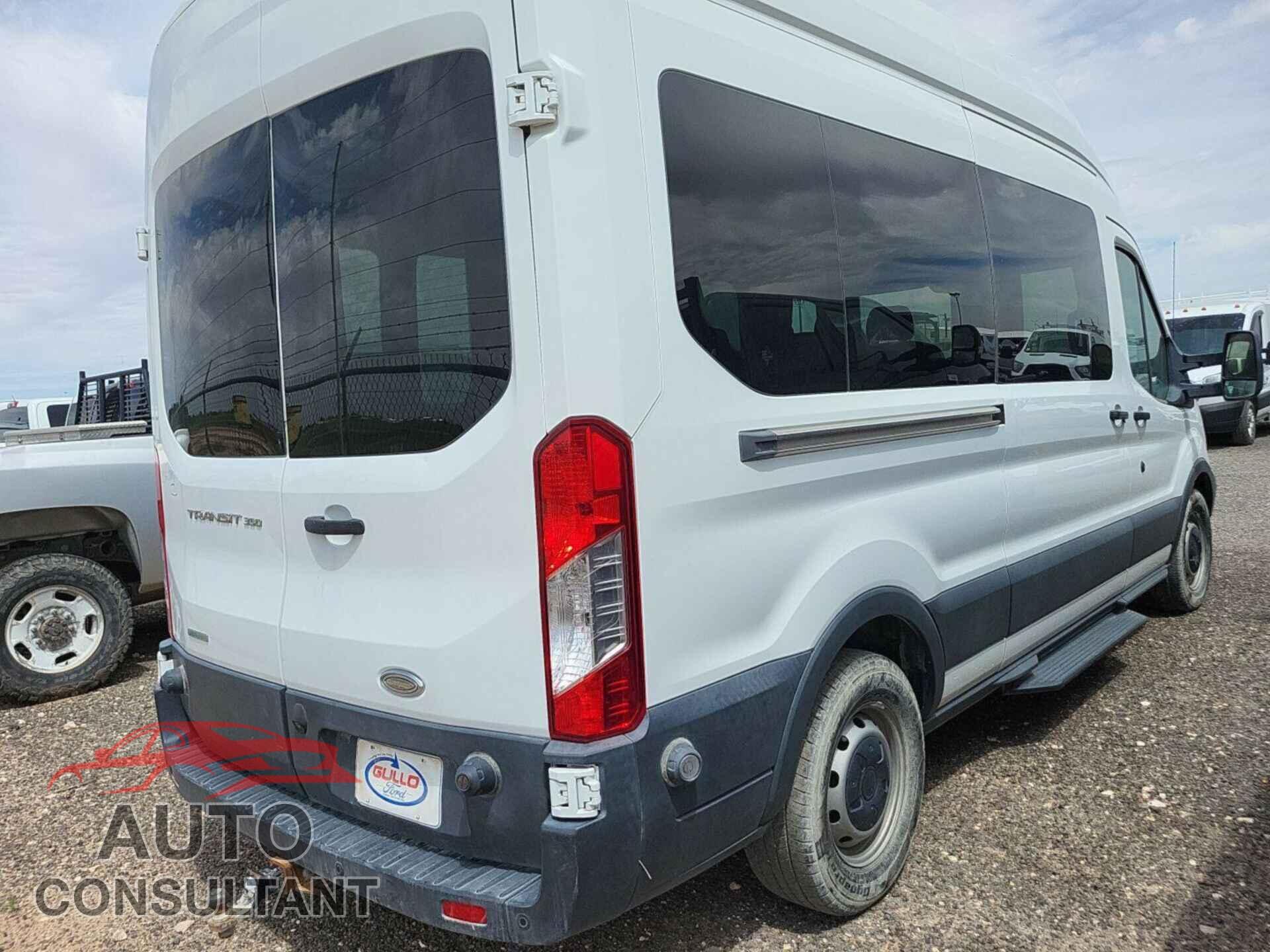 FORD TRANSIT 2015 - 1FBAX2XG2FKA58305