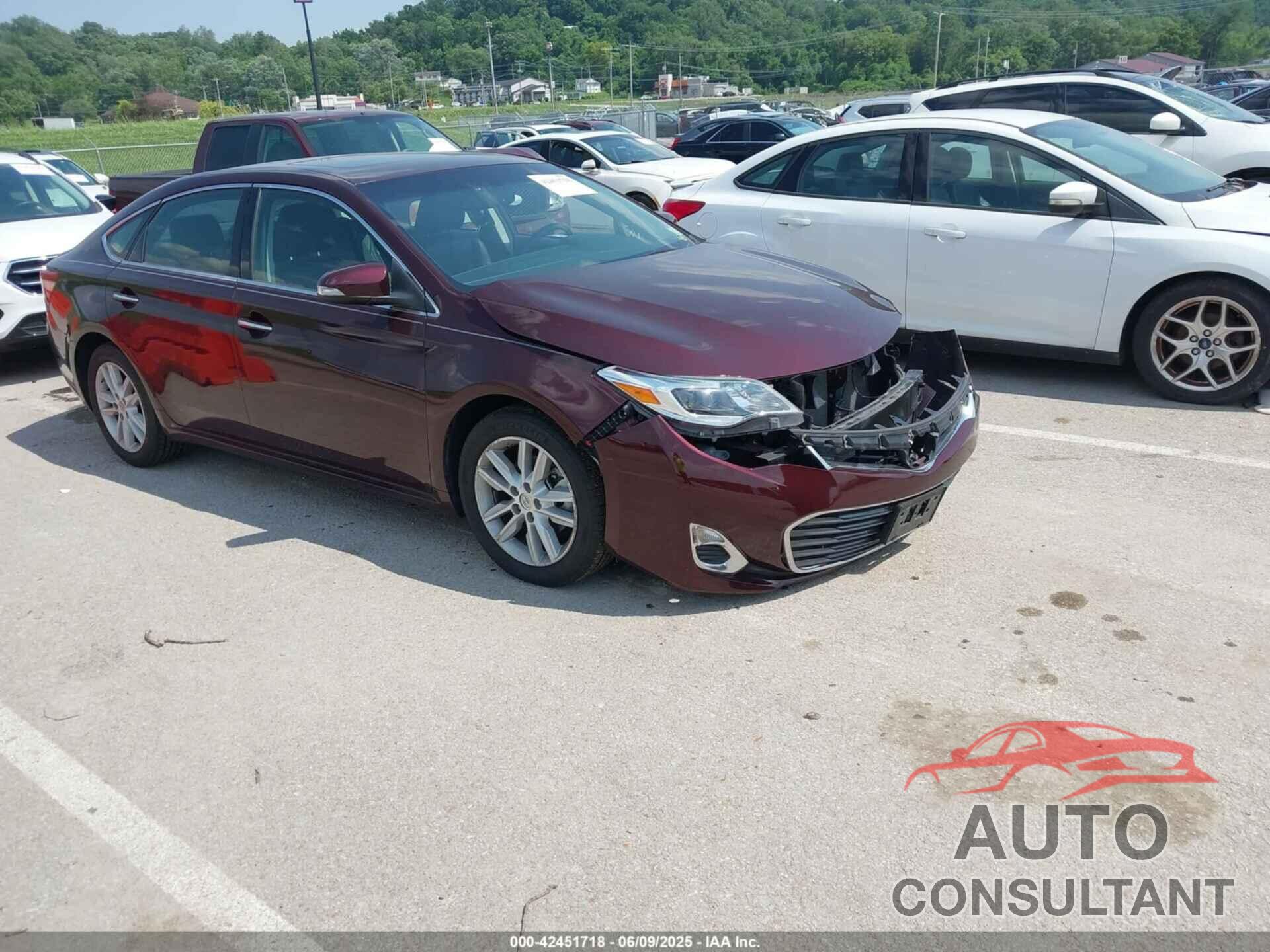 TOYOTA AVALON 2013 - 4T1BK1EB0DU012453