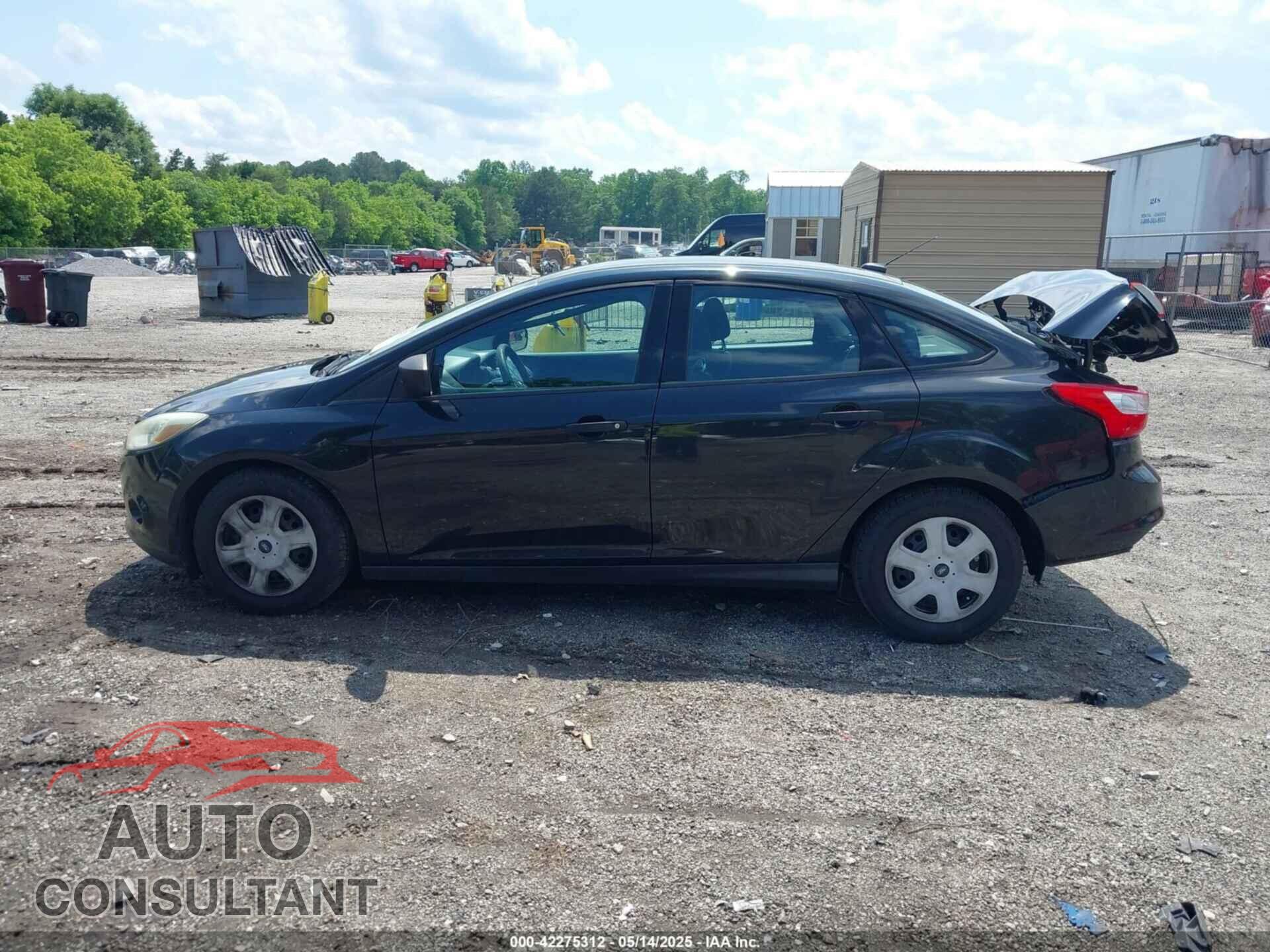 FORD FOCUS 2013 - 1FADP3E28DL305720