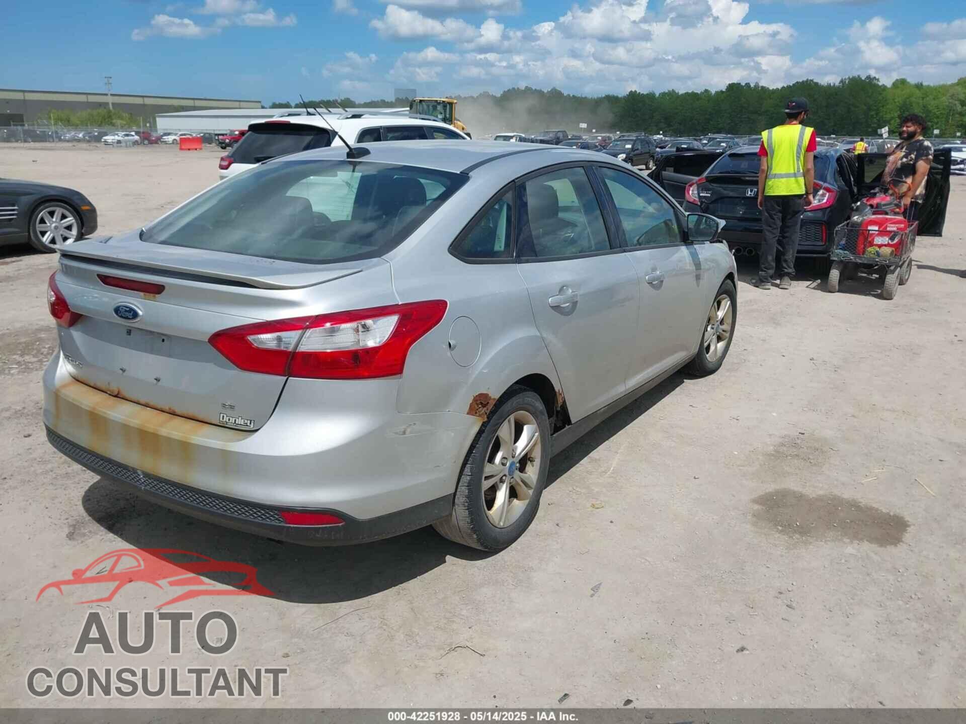FORD FOCUS 2012 - 1FAHP3F29CL311427