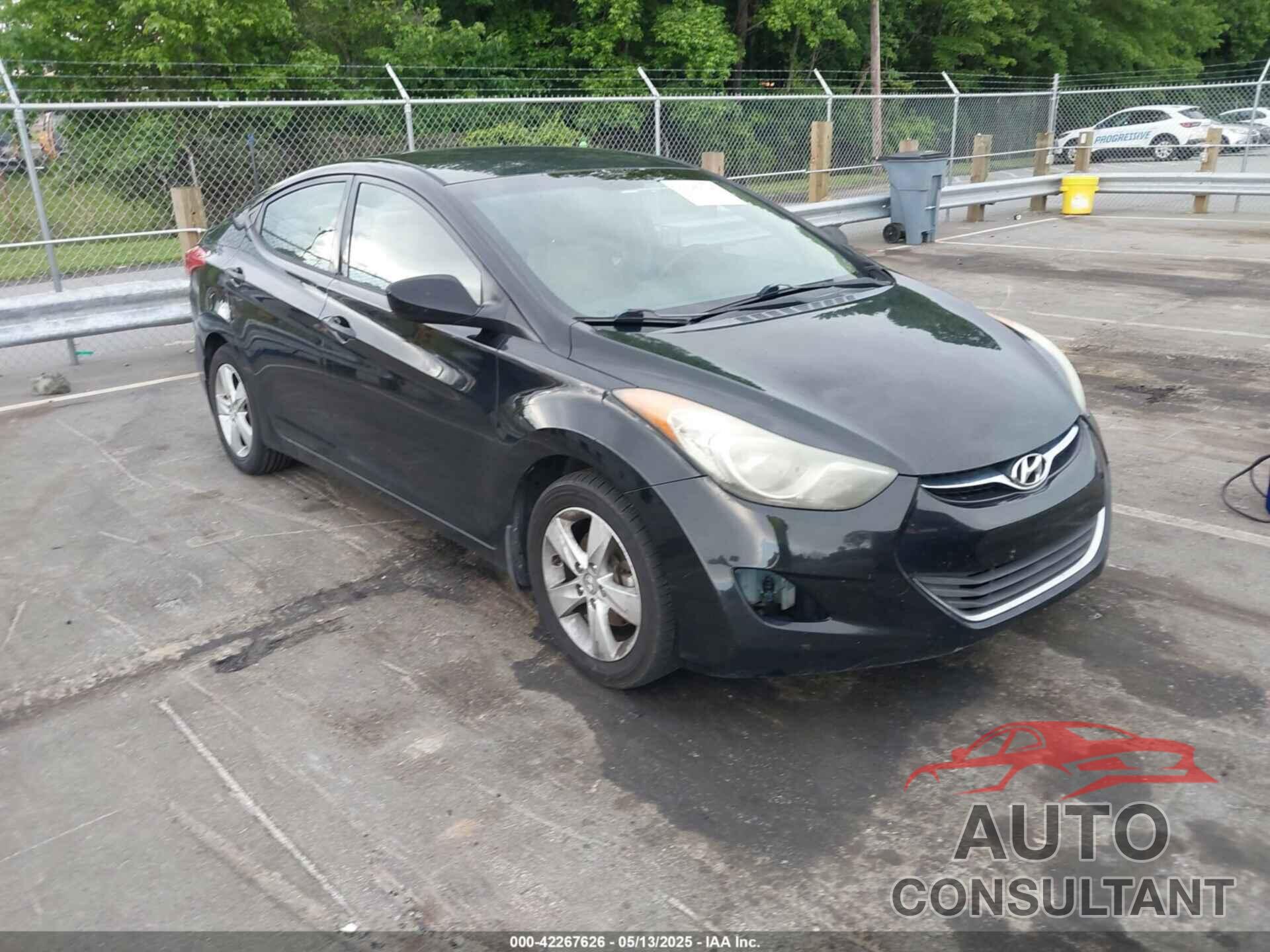HYUNDAI ELANTRA 2013 - 5NPDH4AE1DH385623