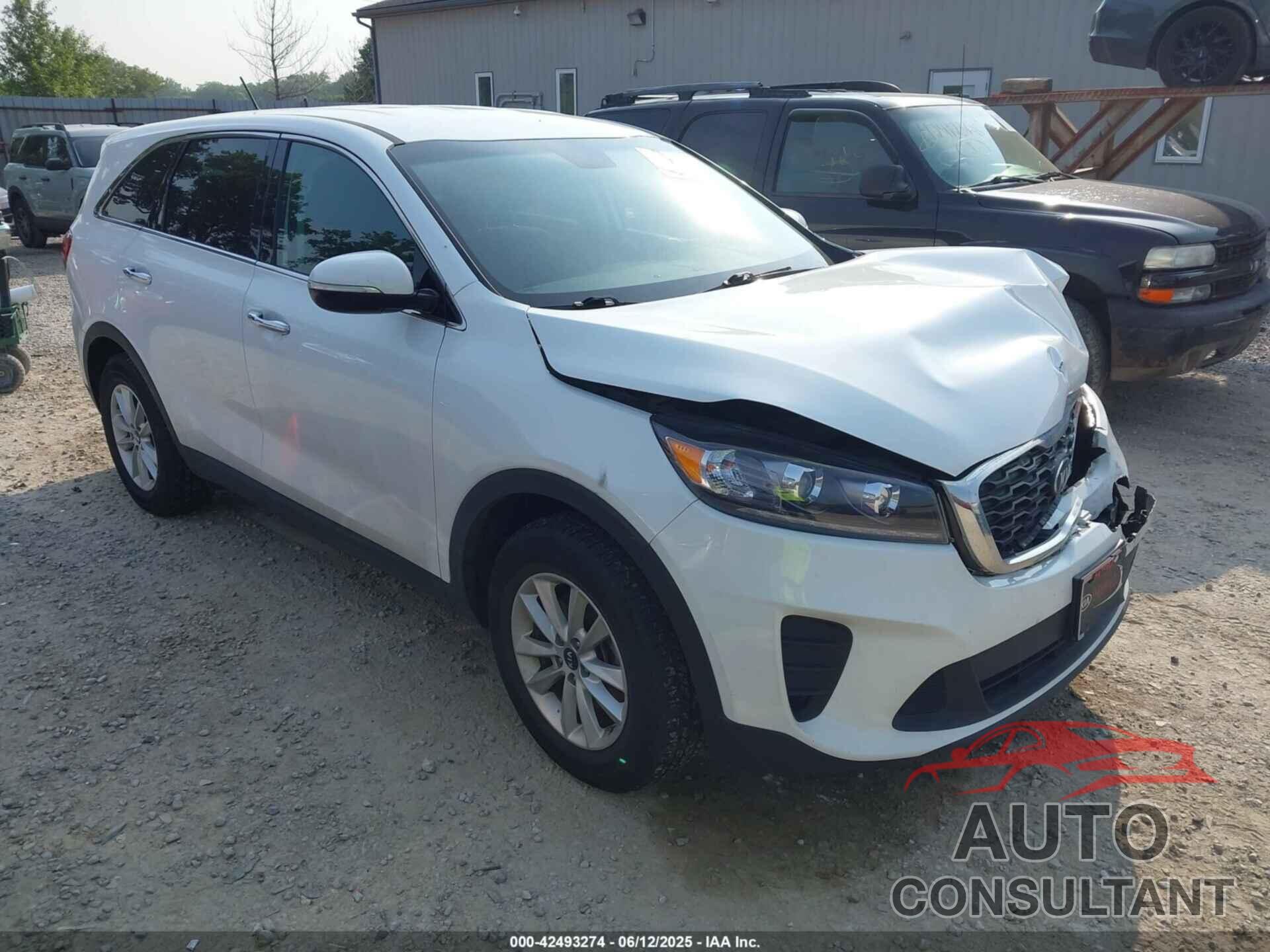 KIA SORENTO 2019 - 5XYPG4A3XKG564181
