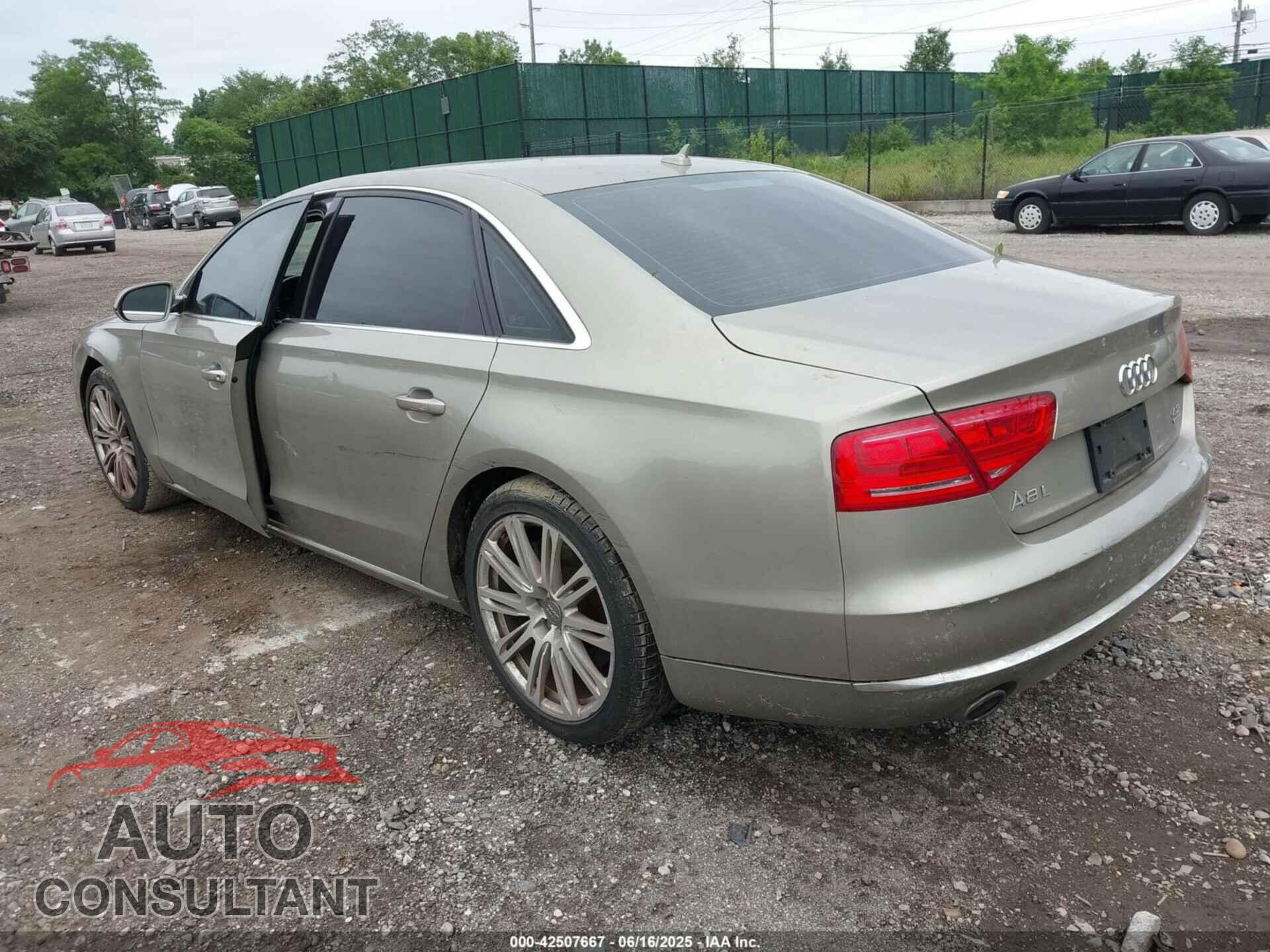 AUDI A8 L 2012 - WAURVAFD2CN017427