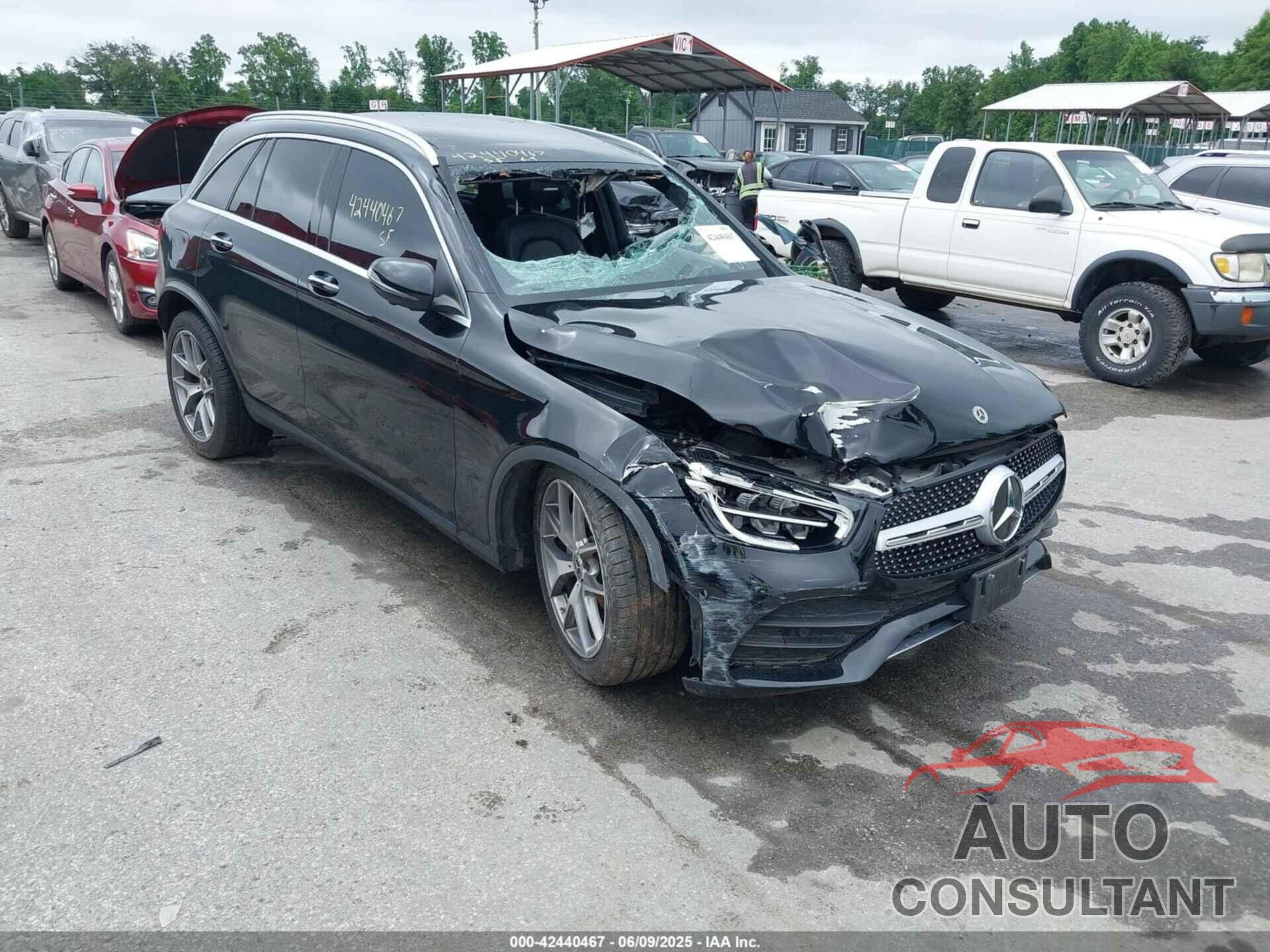 MERCEDES-BENZ GLC 300 2021 - W1N0G8EB7MV282689