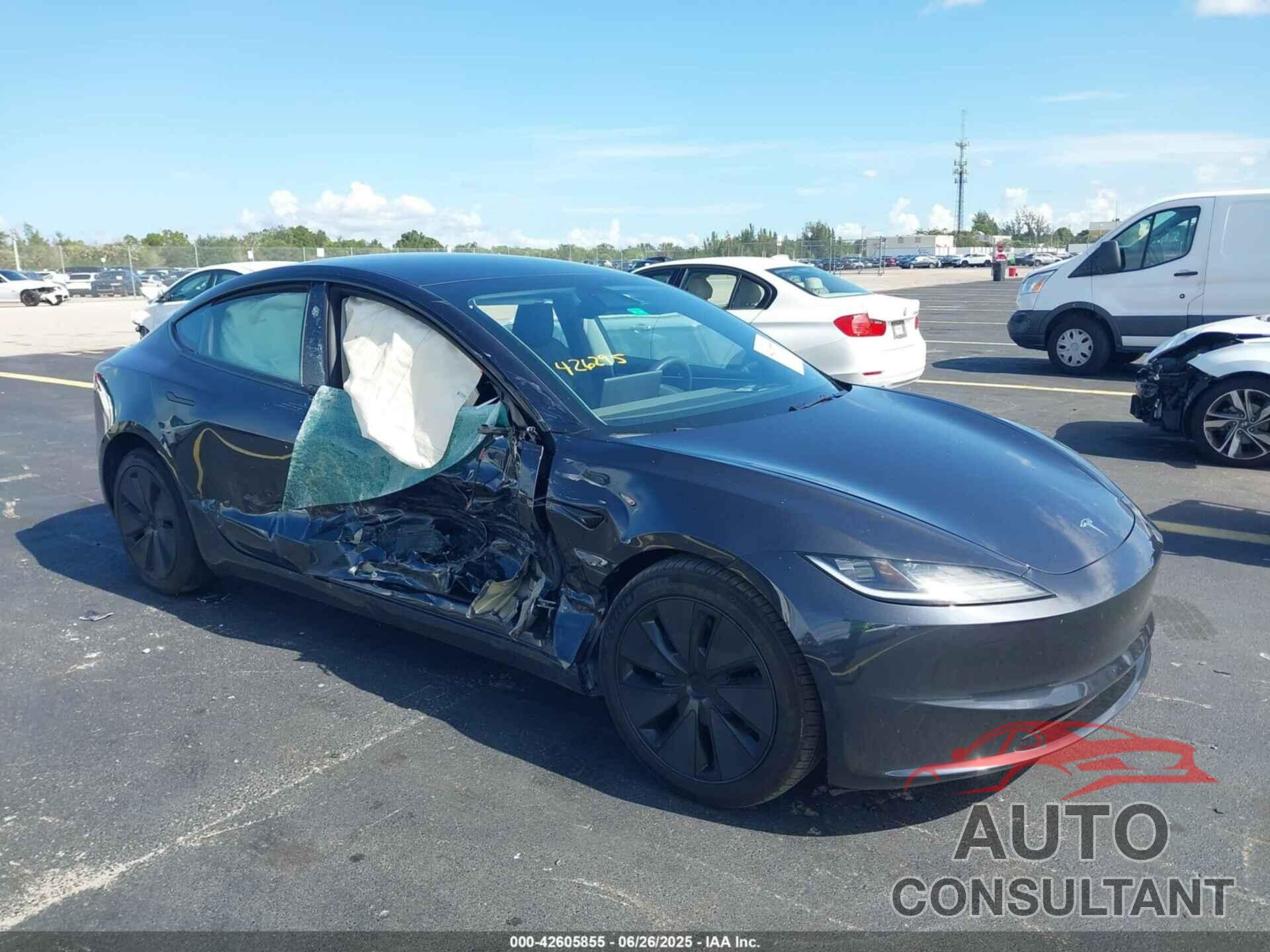 TESLA MODEL 3 2024 - 5YJ3E1EA0RF872022