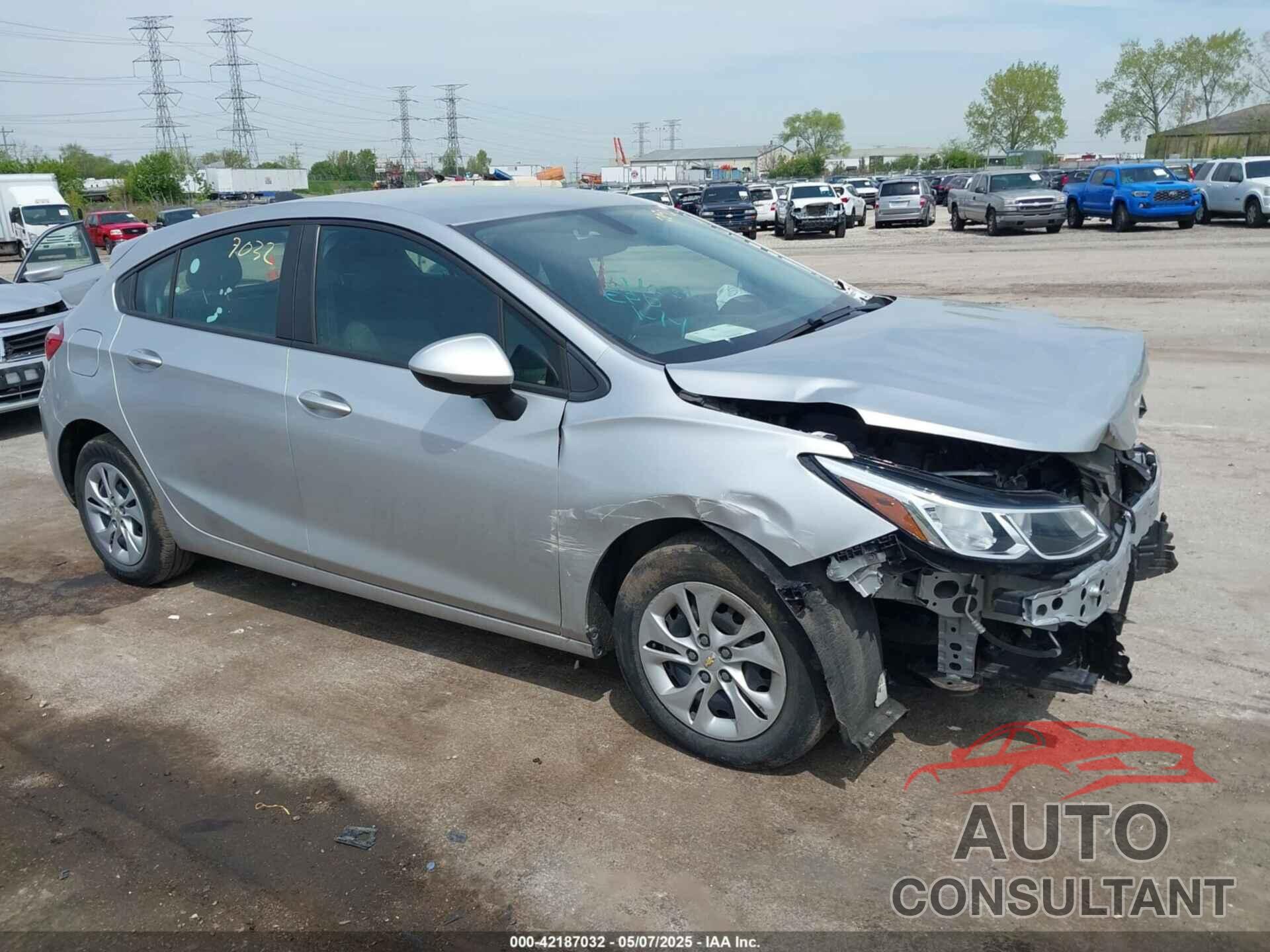 CHEVROLET CRUZE 2019 - 3G1BC6SMXKS583846