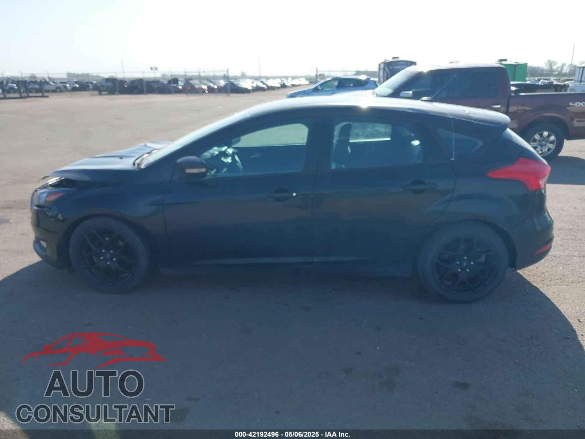 FORD FOCUS 2016 - 1FADP3K27GL321352