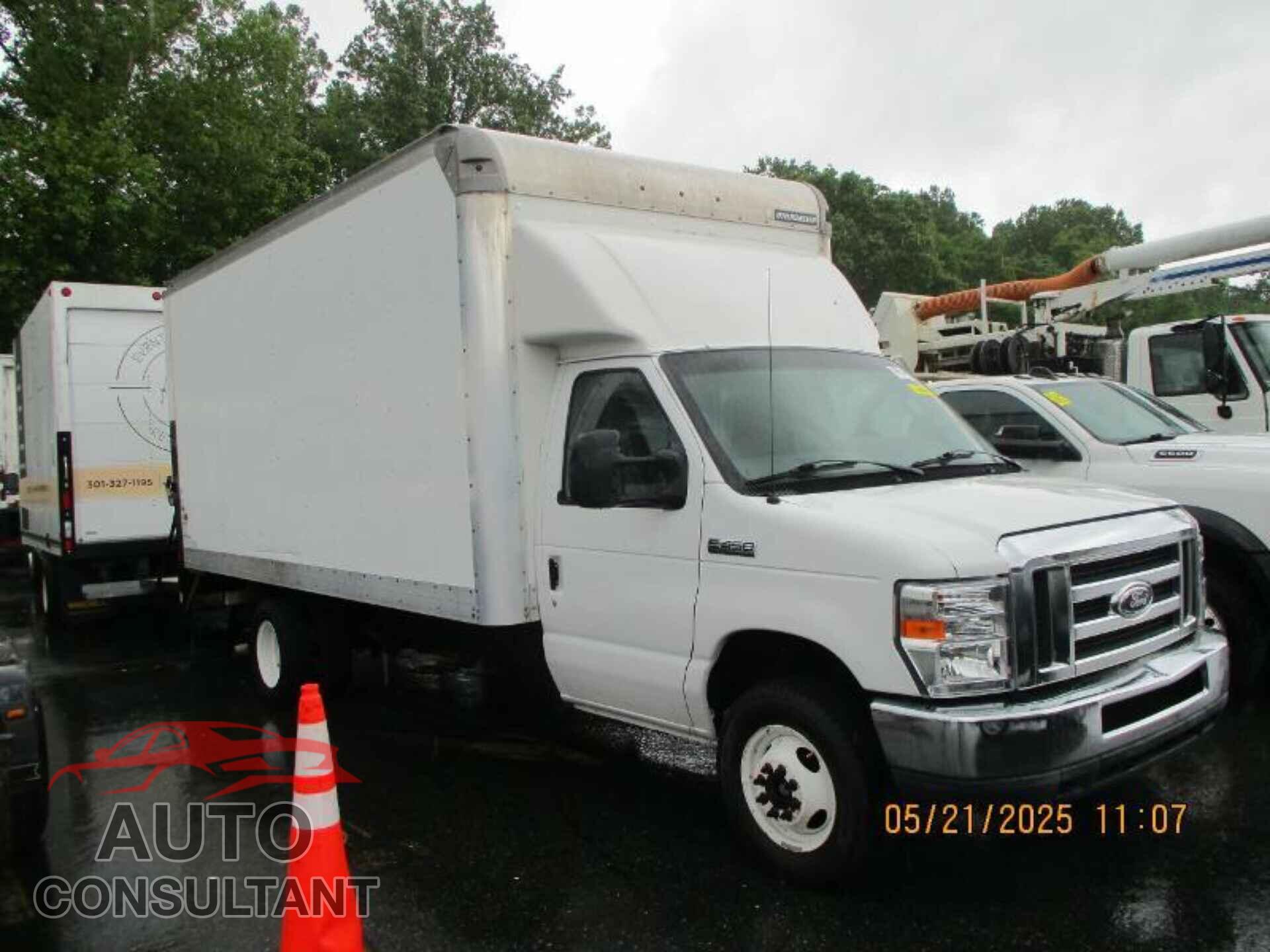 FORD ECONOLINE 2015 - 1FDXE4FS1FDA02627