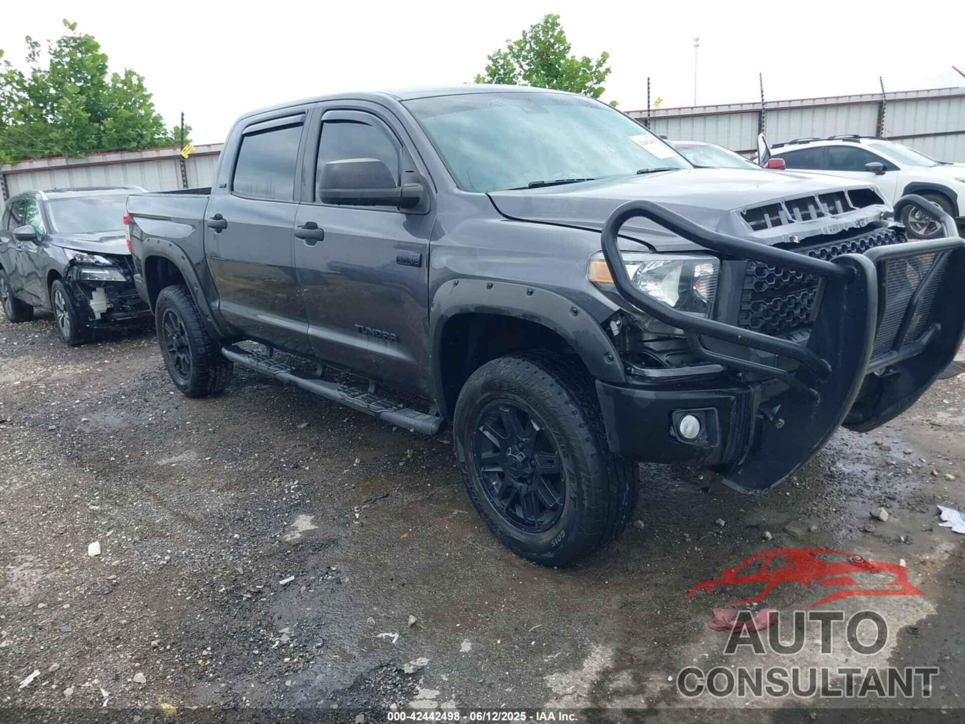 TOYOTA TUNDRA 2021 - 5TFDY5F1XMX025833