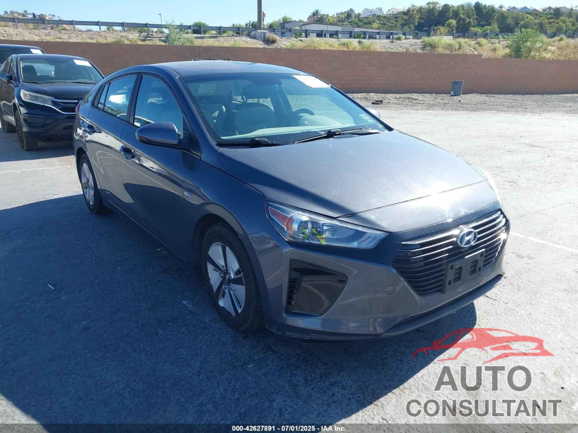 HYUNDAI IONIQ 2017 - KMHC65LC5HU039326