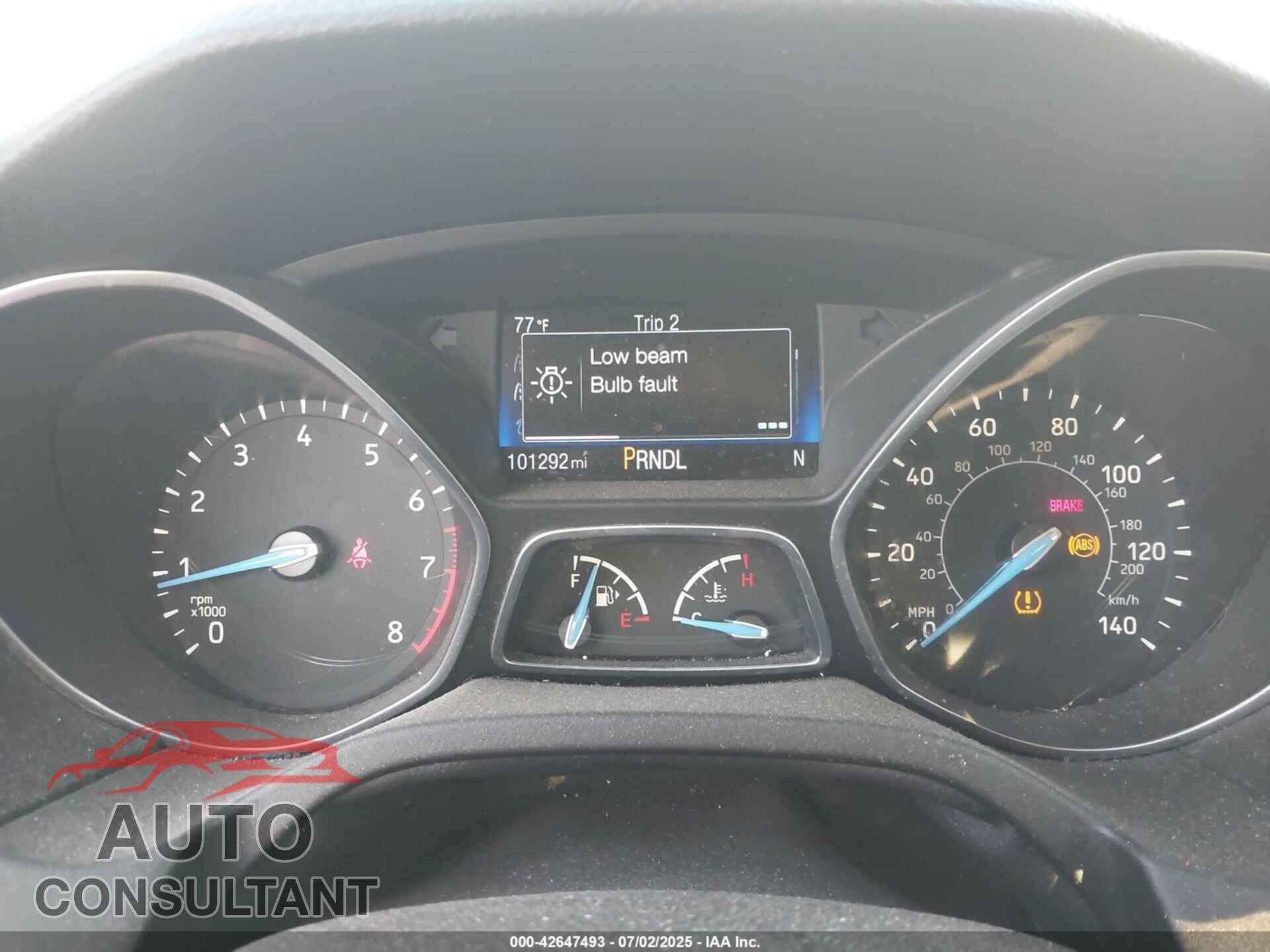 FORD FOCUS 2015 - 1FADP3K2XFL350987
