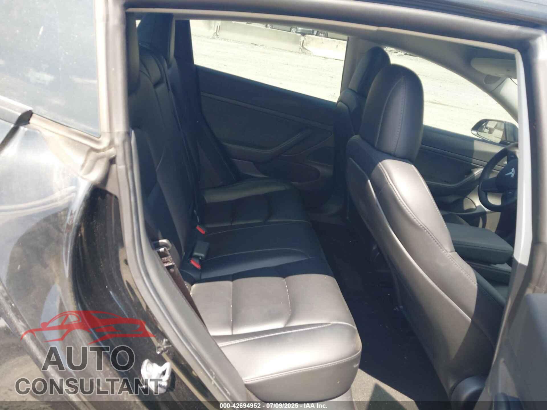 TESLA MODEL 3 2021 - 5YJ3E1EA6MF857596