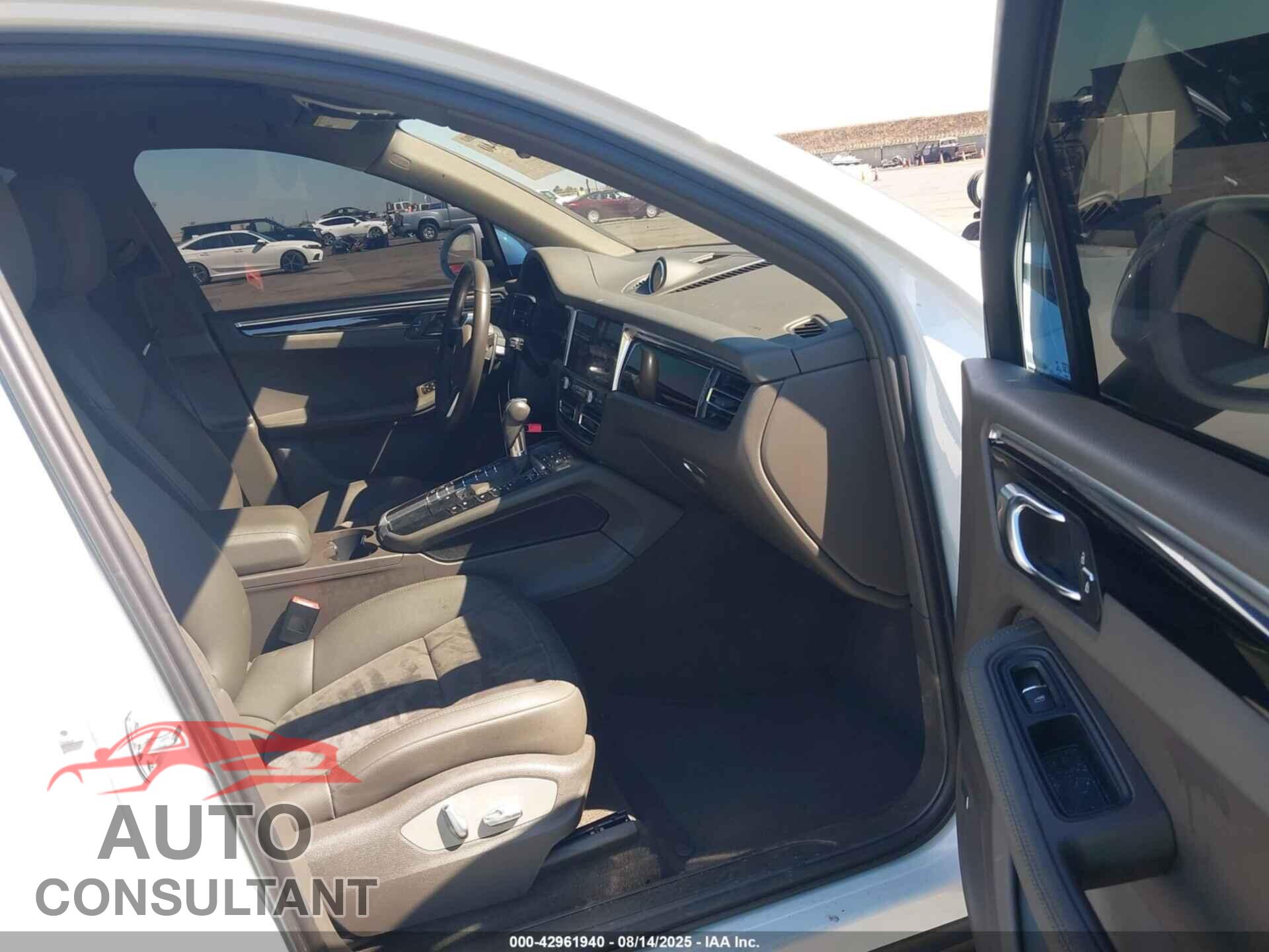 PORSCHE MACAN 2021 - WP1AA2A58MLB16086