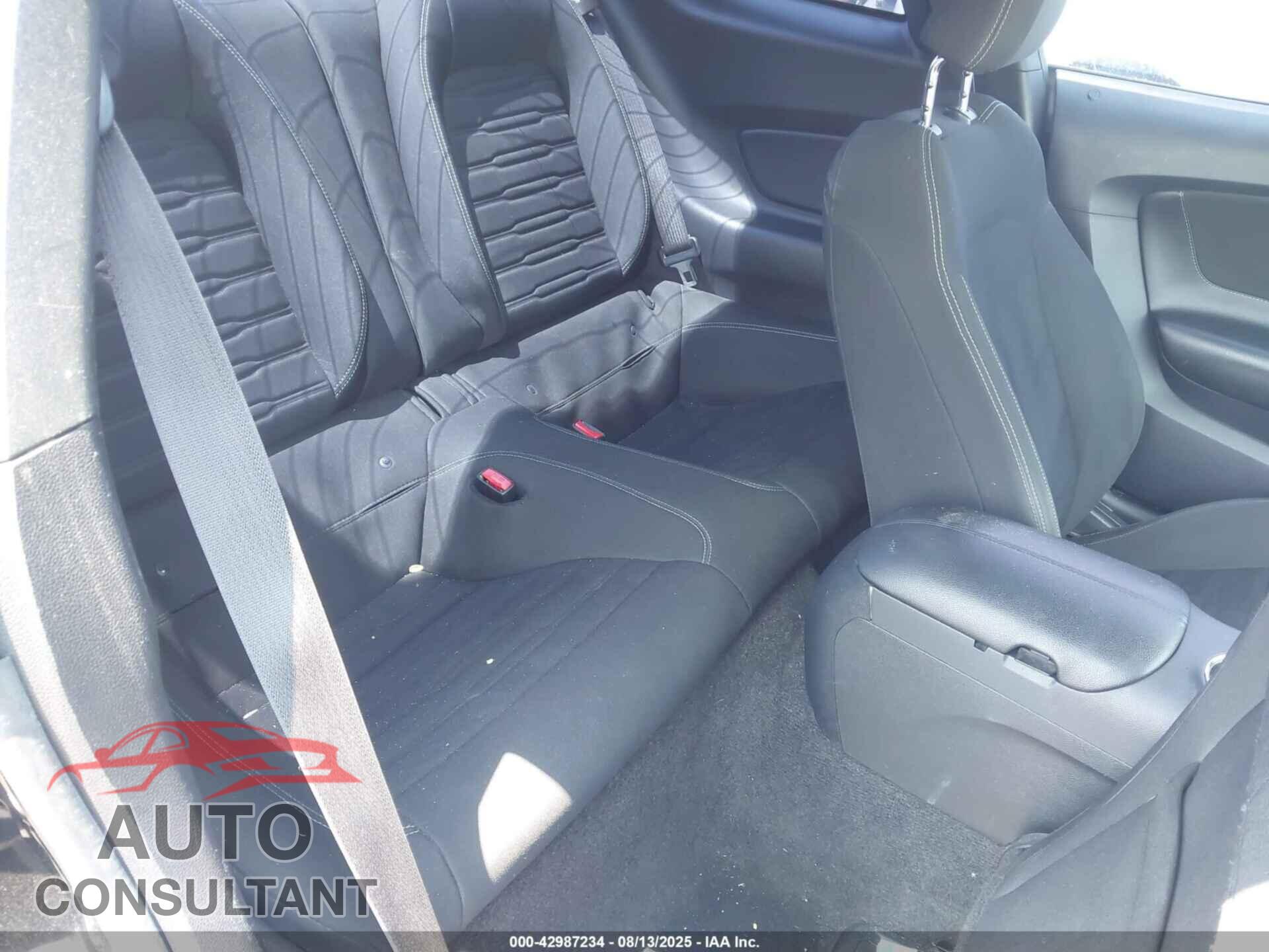 FORD MUSTANG 2015 - 1FA6P8TH8F5306483