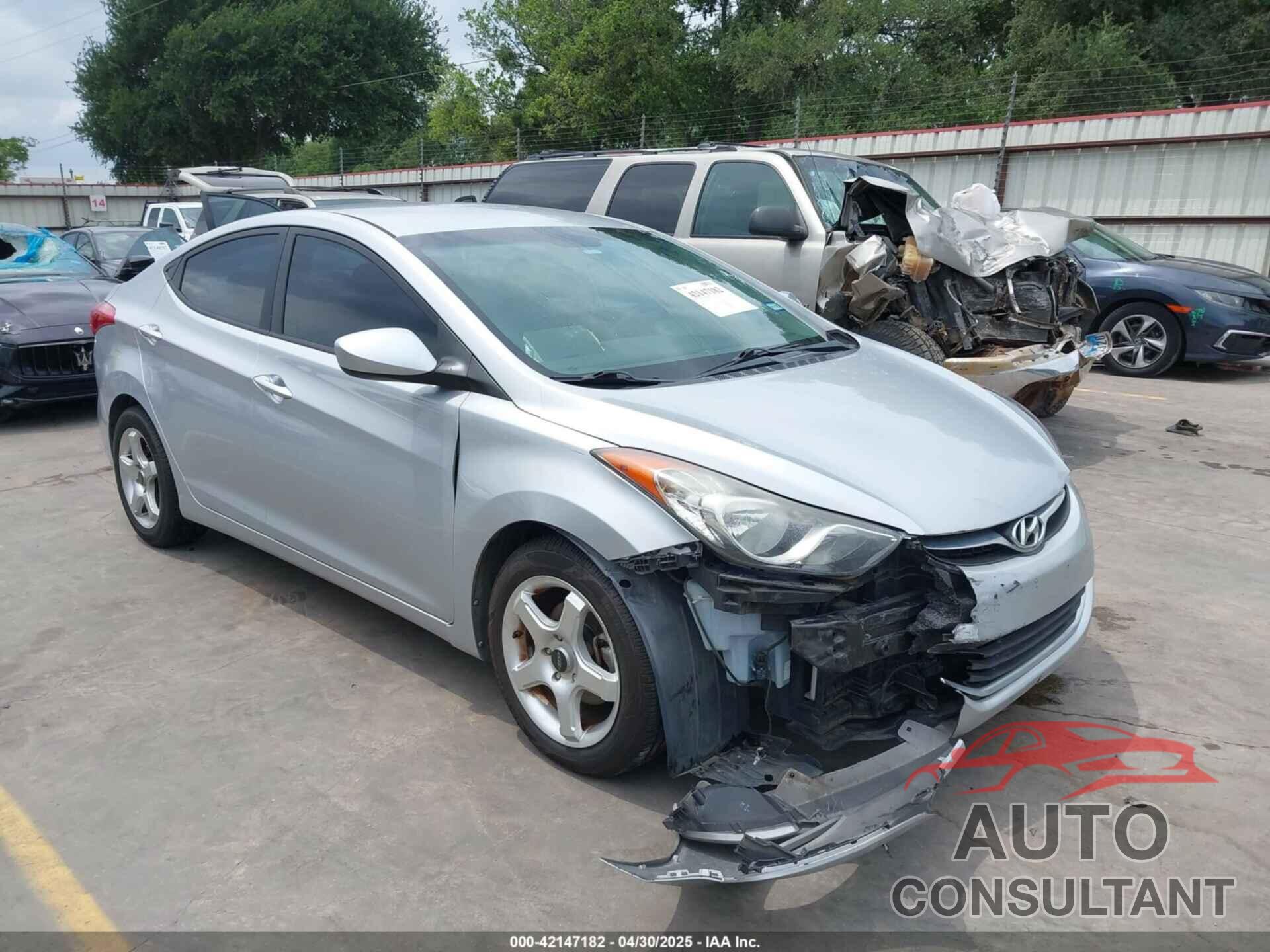 HYUNDAI ELANTRA 2013 - 5NPDH4AE7DH254972