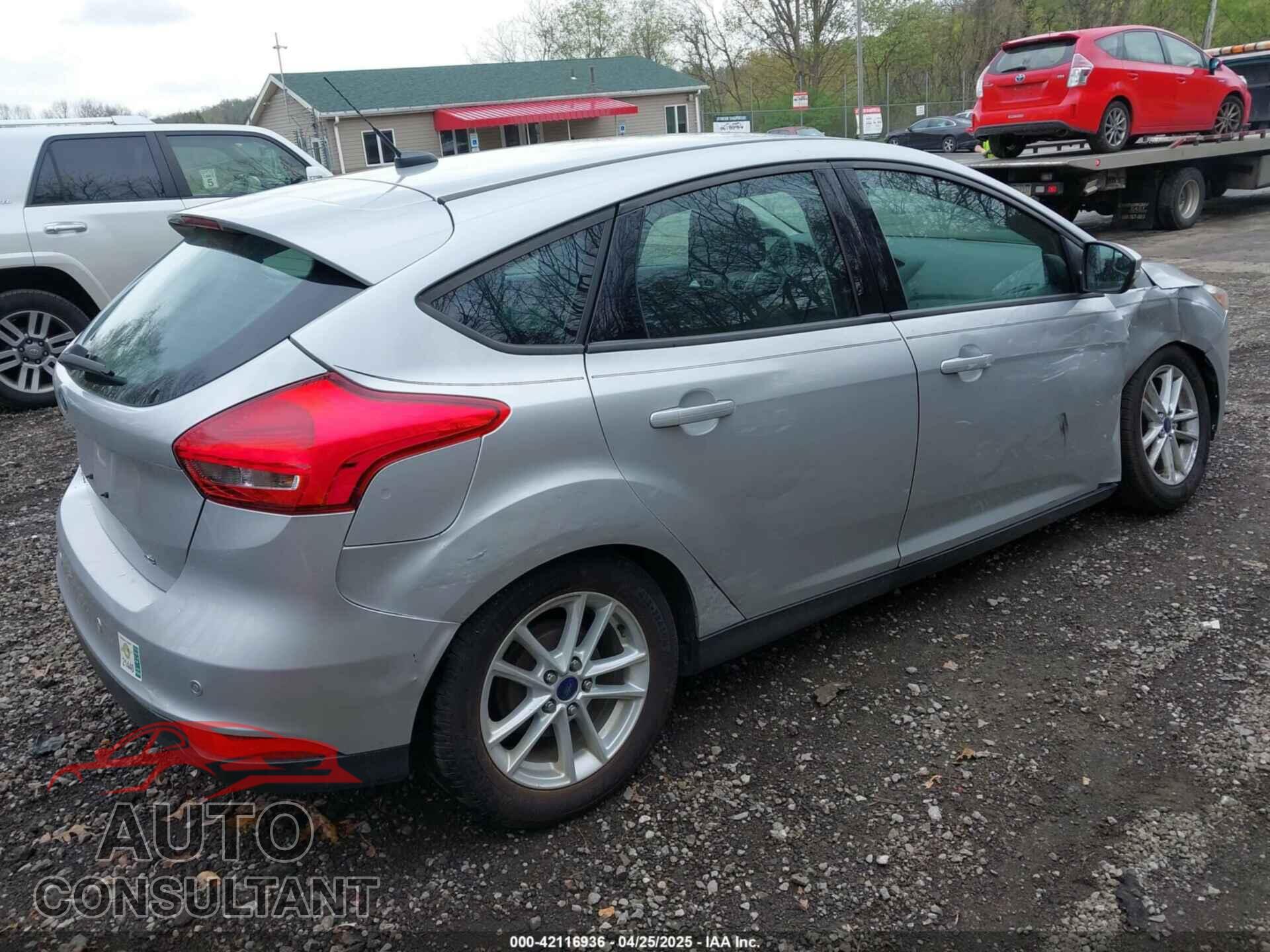 FORD FOCUS 2016 - 1FADP3K22GL367476