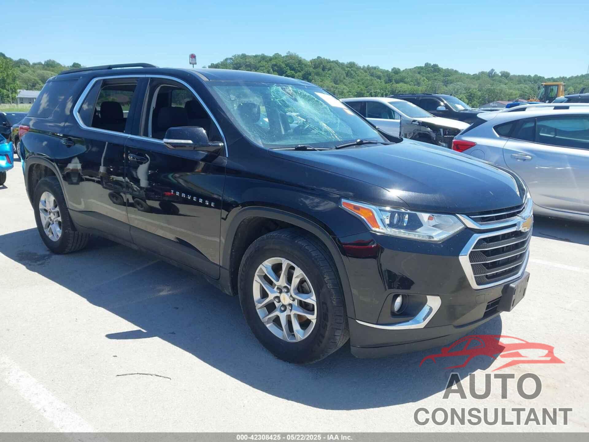 CHEVROLET TRAVERSE 2019 - 1GNEVGKW8KJ175781