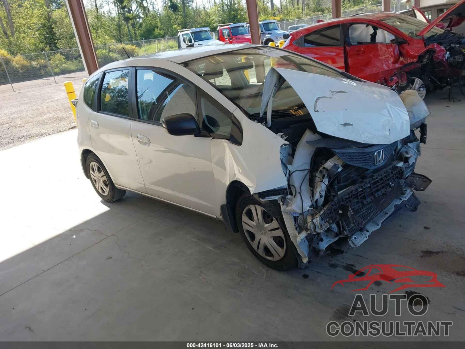 HONDA FIT 2010 - JHMGE8H23AC019029